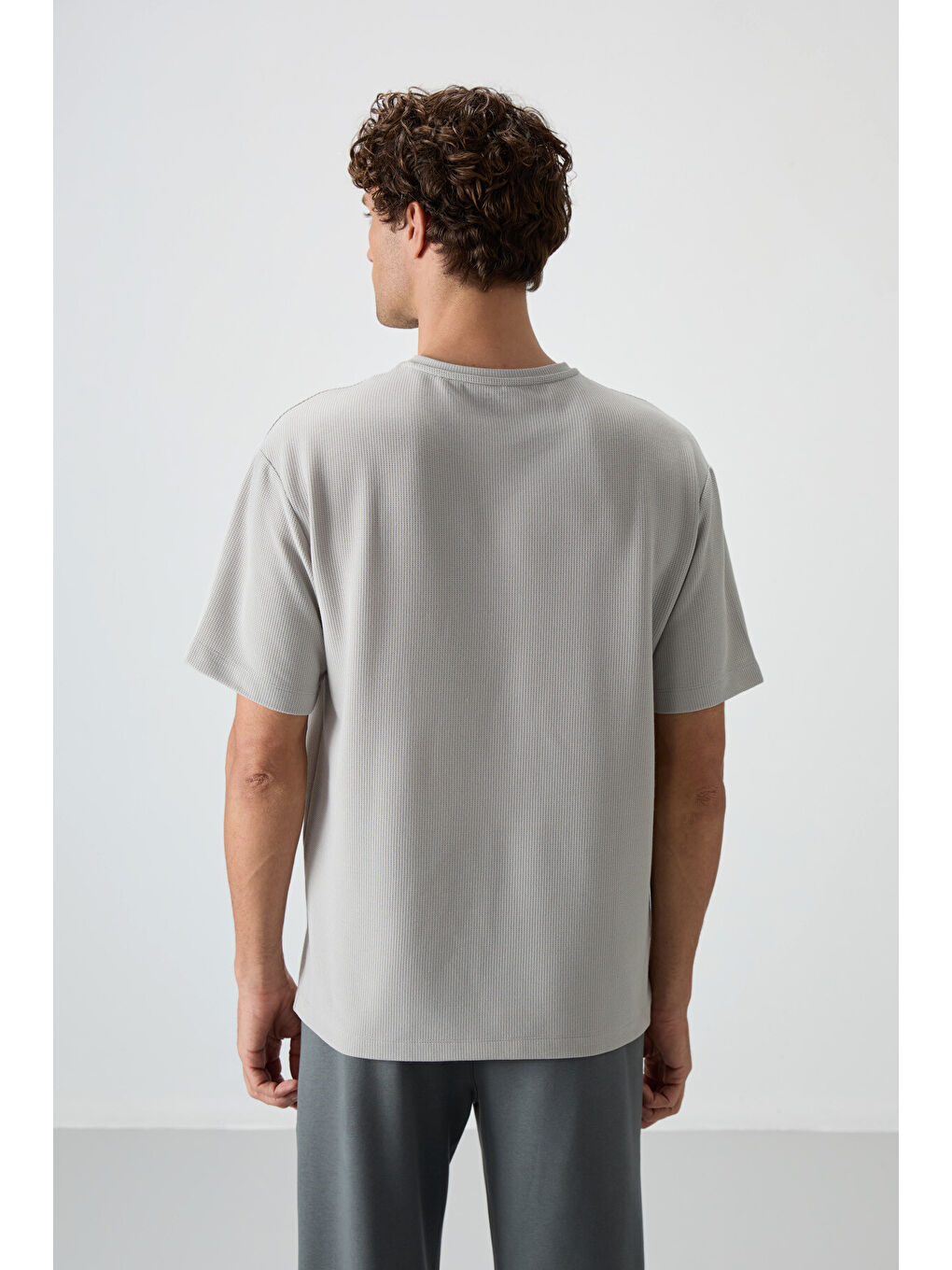 Bej Taş Waffle İnterlok Yüzeyi Dokulu  Fit Basic Erkek Tişört - 88380-4