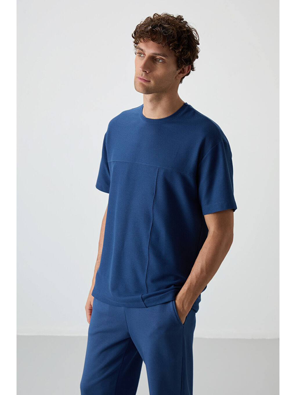 Mavi Waffle İnterlok Yüzeyi Dokulu  Fit Basic Erkek Tişört - 88380-3