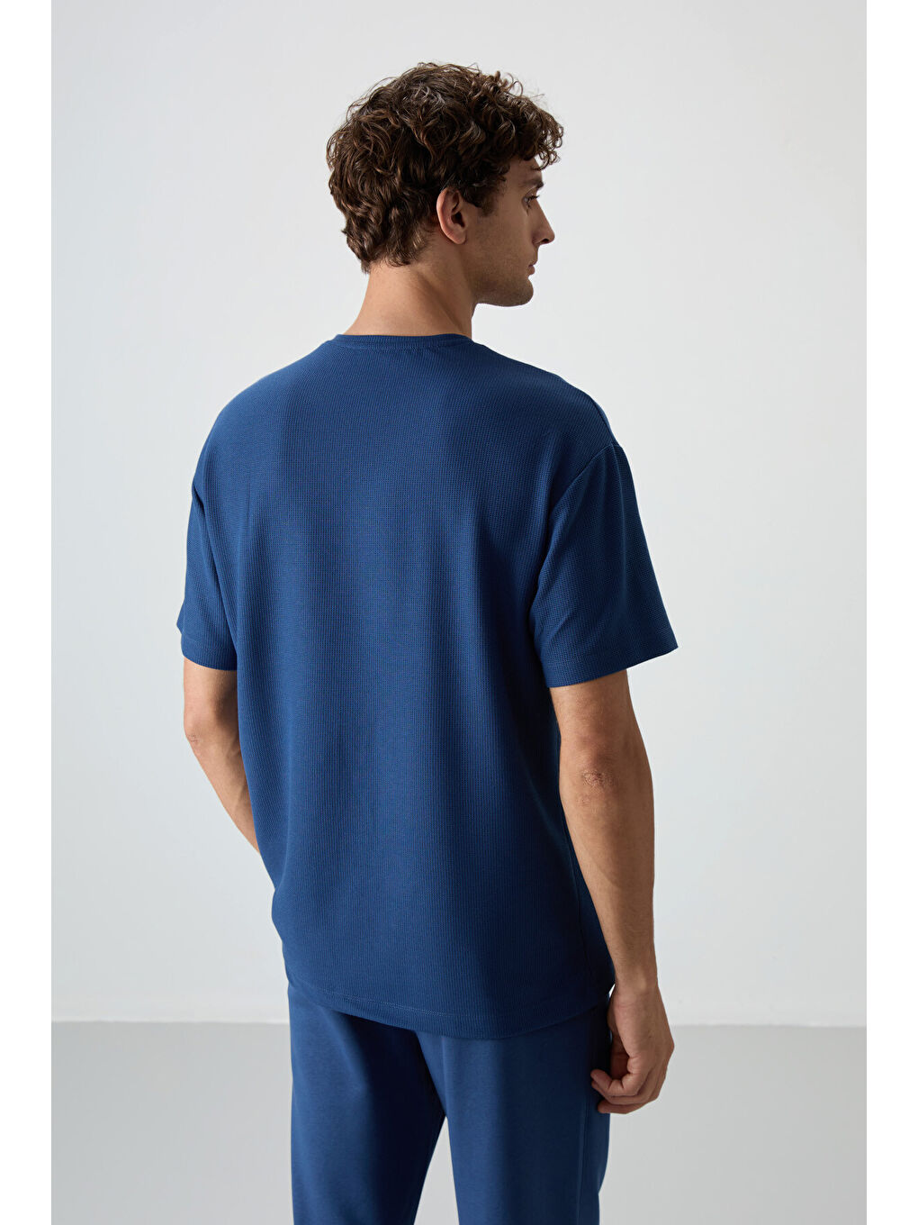 Mavi Waffle İnterlok Yüzeyi Dokulu  Fit Basic Erkek Tişört - 88380-4