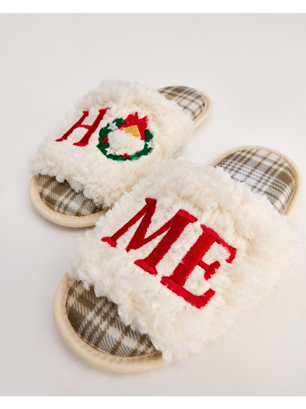 Bej Kadın Nakış Desenli Ev Terliği - HEU-1