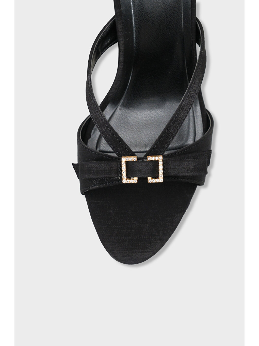 Siyah Vivia Sivri Burunlu Taşlı Tokalı Saten Orta Topuklu Kadın Terlik-2