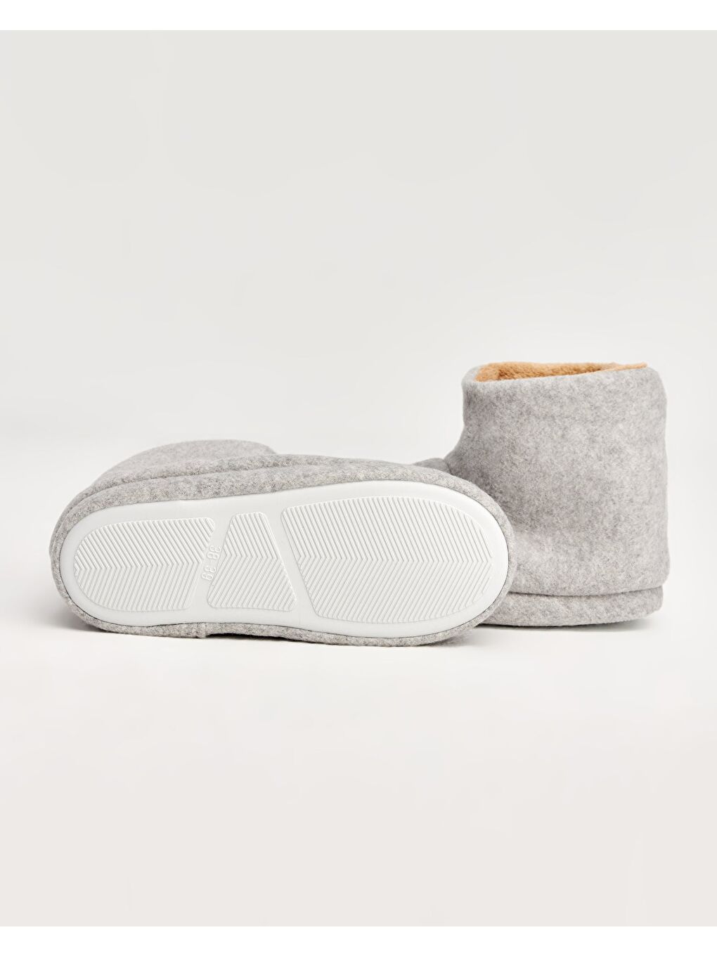 Gri Kadın Köpek Figürlü Panduf - DEGG-2