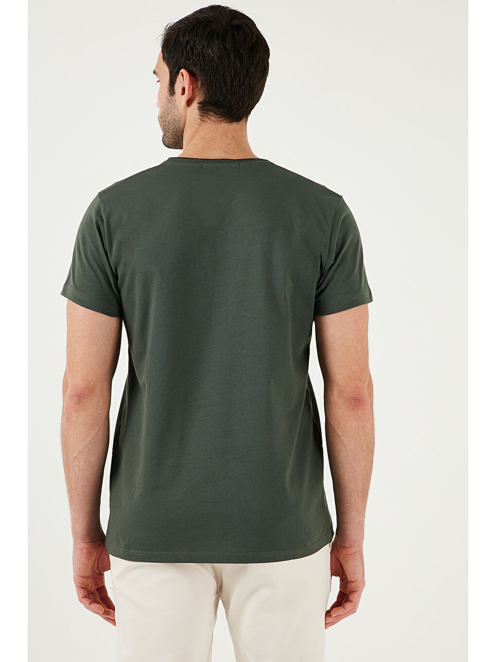 Haki % 100 Pamuk Slim Fit V Yaka Basic Erkek Tişört 5412001-6