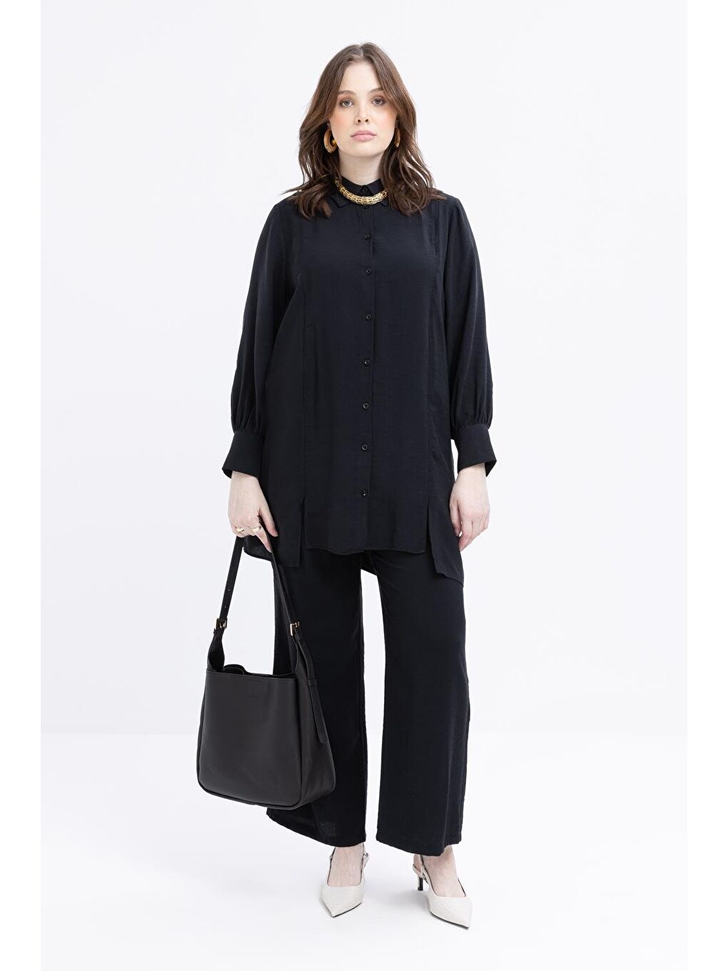 Siyah-Yırtmaç Detaylı Büyük Beden Modal Pantolonlu Takım