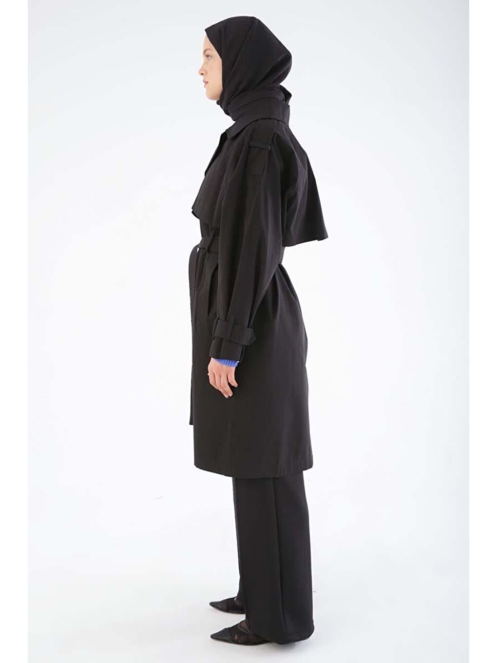 Siyah Kemerli Çıtçıtlı Oversize Trençkot-2