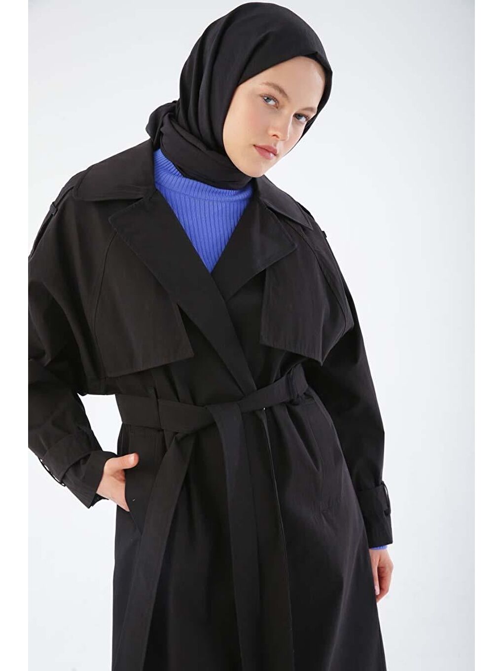 Siyah Kemerli Çıtçıtlı Oversize Trençkot-4