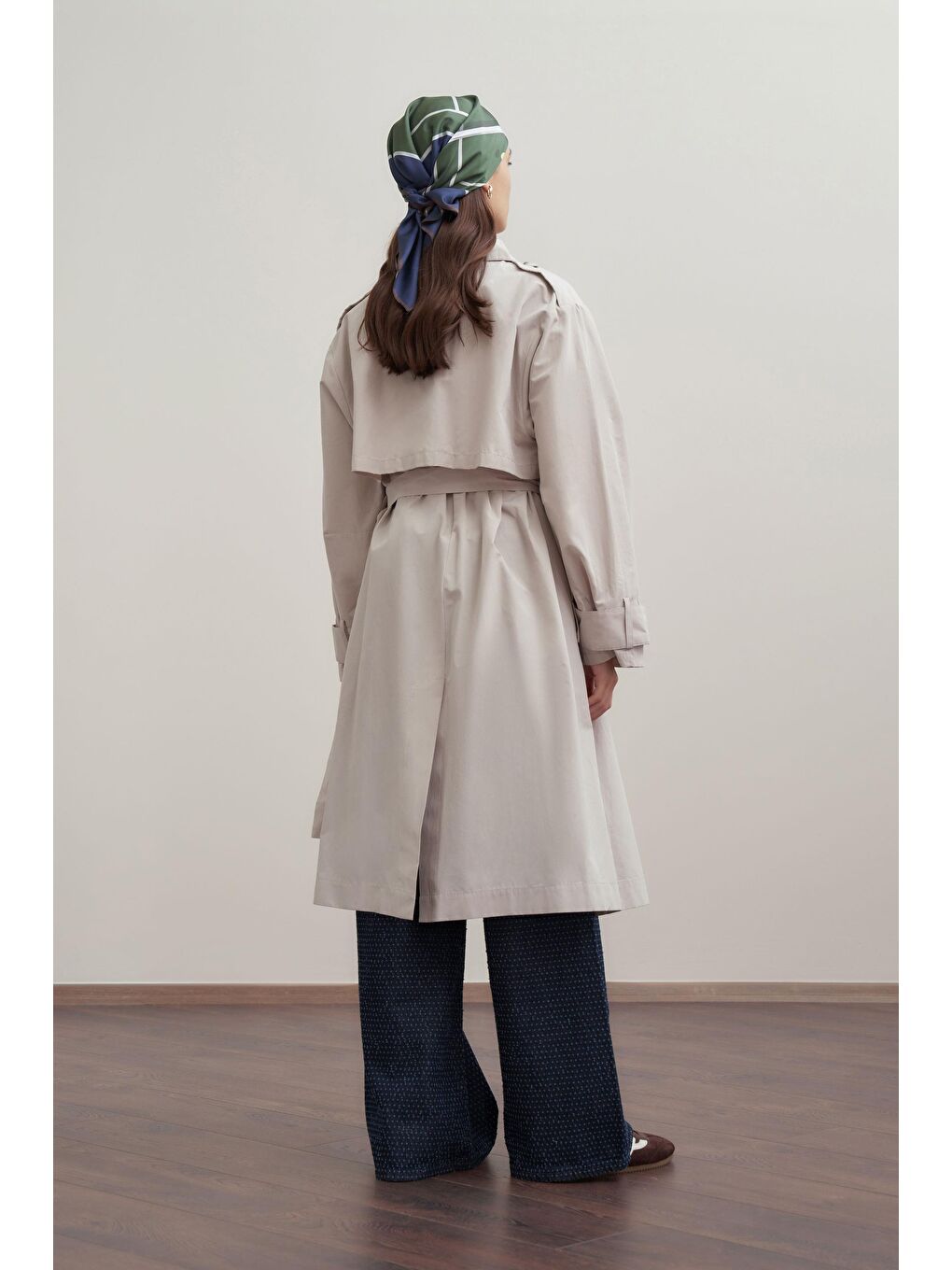 Bej Taş-Kemerli Cepli Rüzgarlıklı Trençkot-3