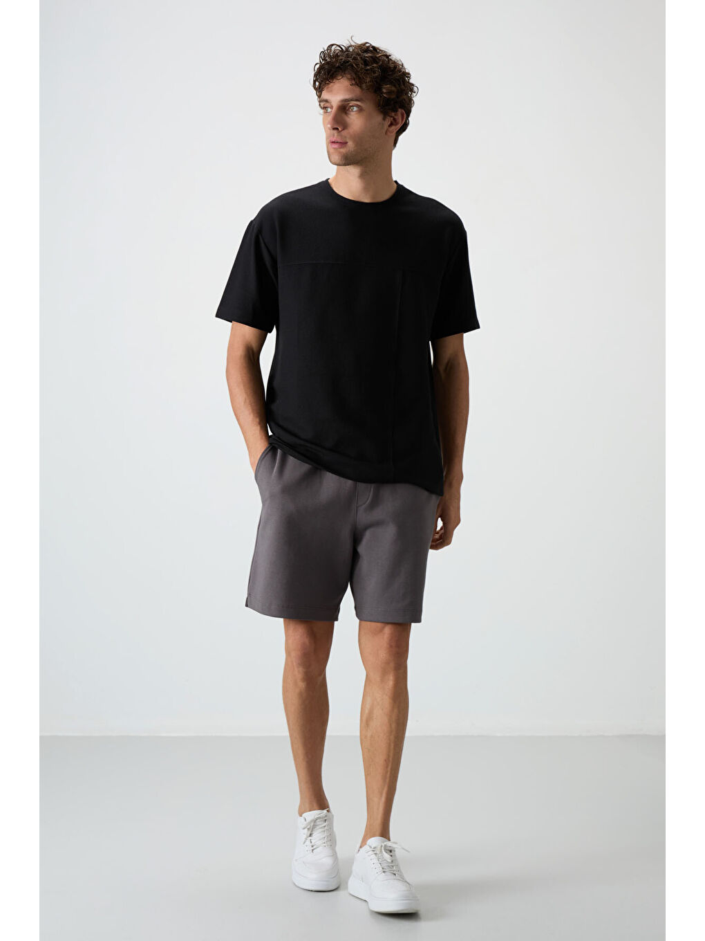 Siyah Waffle İnterlok Yüzeyi Dokulu  Fit Basic Erkek Tişört - 88380-1