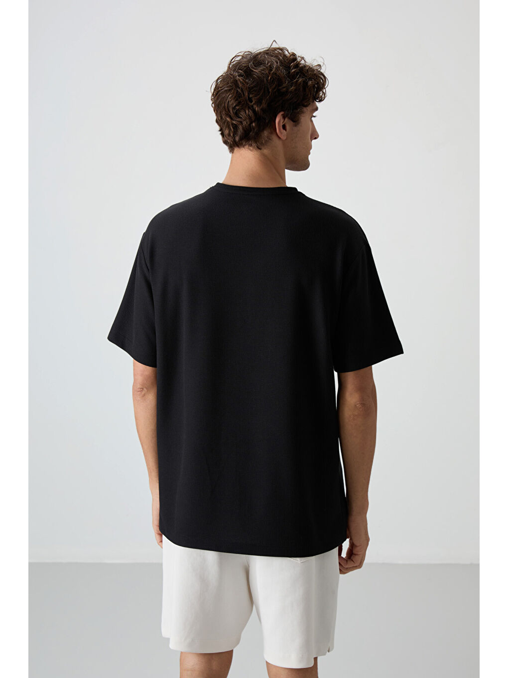 Siyah Waffle İnterlok Yüzeyi Dokulu  Fit Basic Erkek Tişört - 88379-4