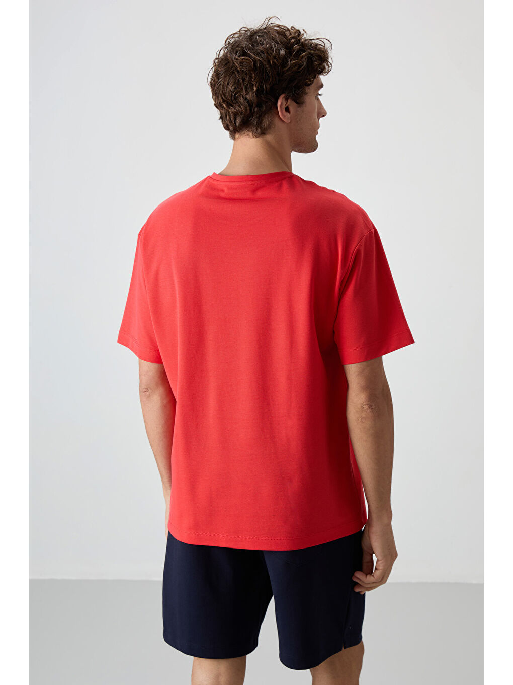 Kırmızı Pamuklu Kalın Yüzeyi Dokulu  Fit  Baskılı Erkek Tişört - 88372-4