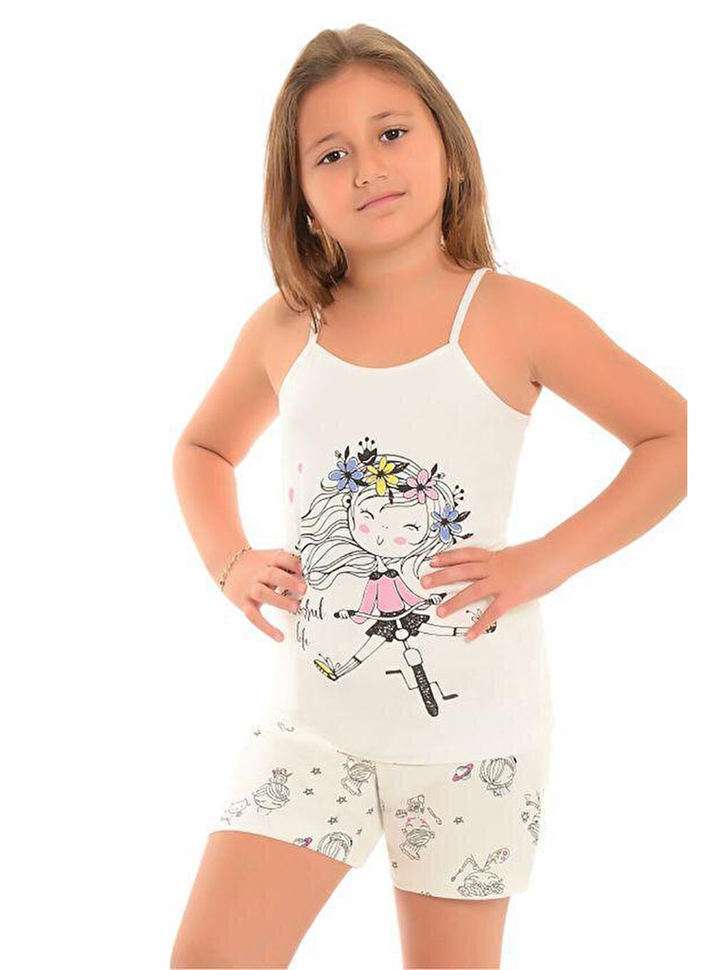 Ekru Pamuklu İnce Askılı Desenli Şortlu Kız Çocuk Pijama Takım