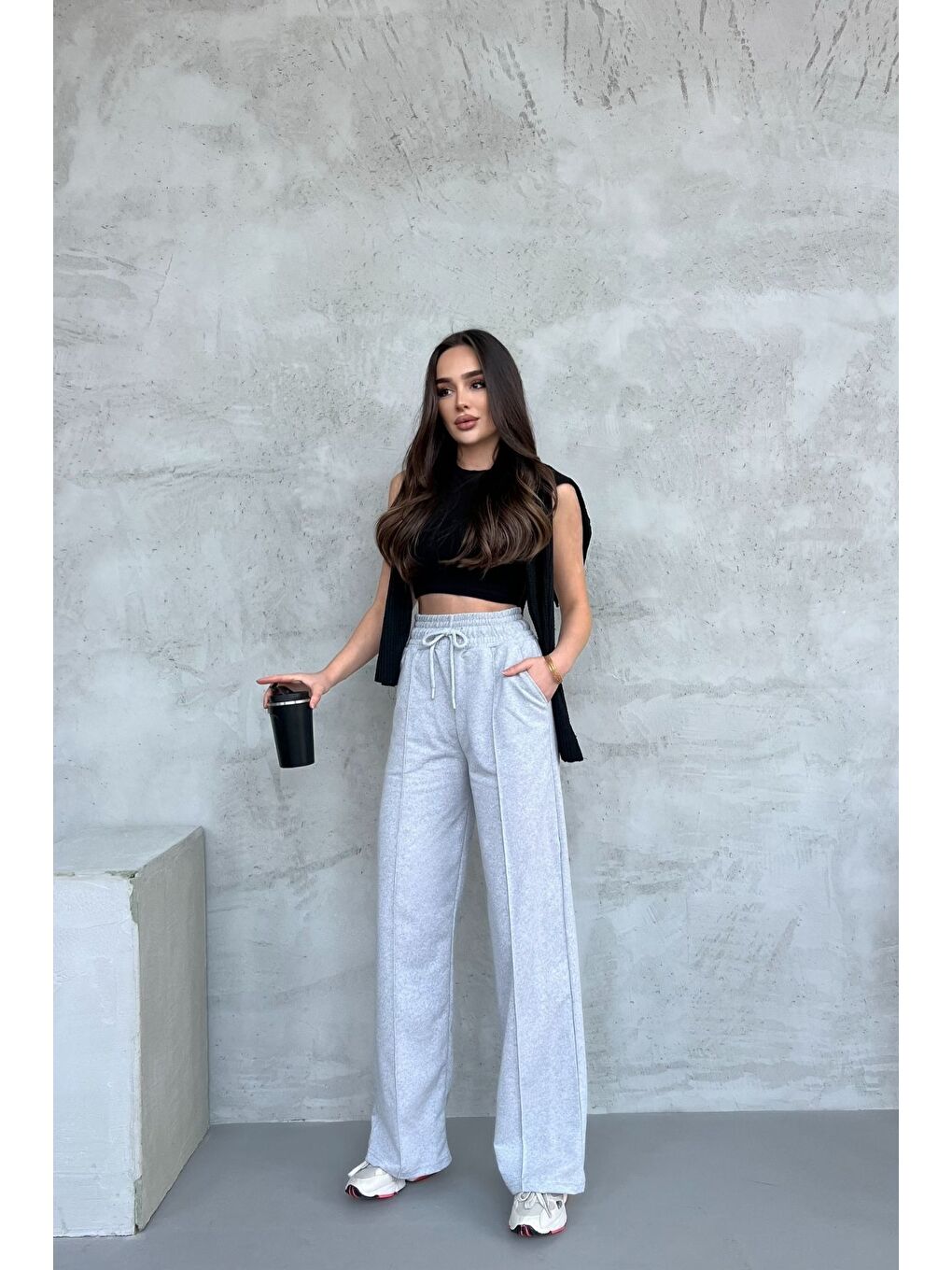 Kadın Mevsimlik Salaş Geniş Paça Yüksek Bel Gri Eşofman Altı-2