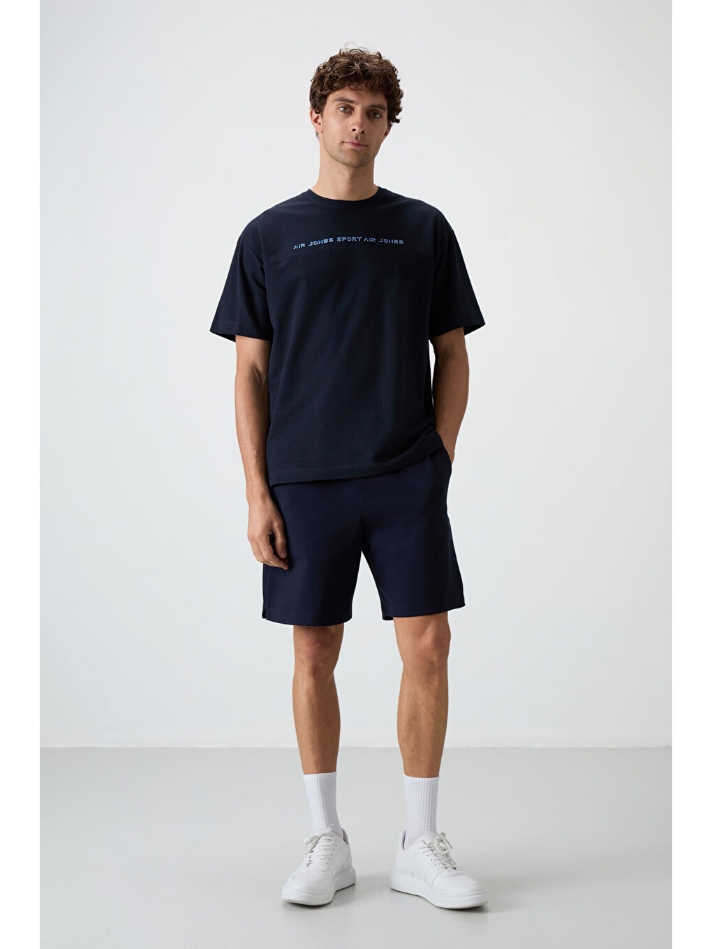 Lacivert Pamuklu Kalın Yüzeyi Dokulu  Fit  Baskılı Erkek Tişört - 88371-1