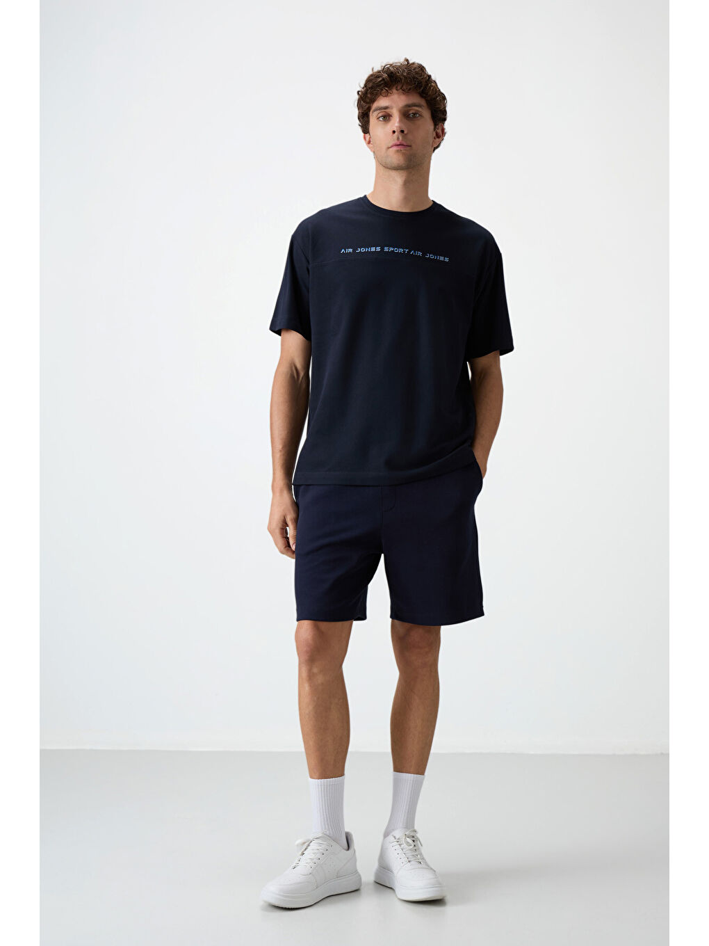 Lacivert Pamuklu Kalın Yüzeyi Dokulu  Fit  Baskılı Erkek Tişört - 88371-4