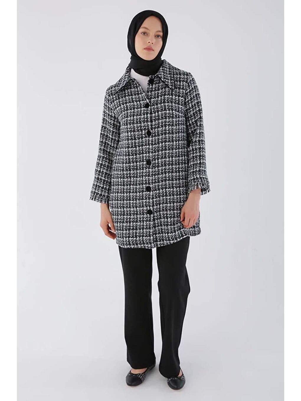 Siyah Kadife Düğmeli Gömlek Yaka Tüvit Ceket