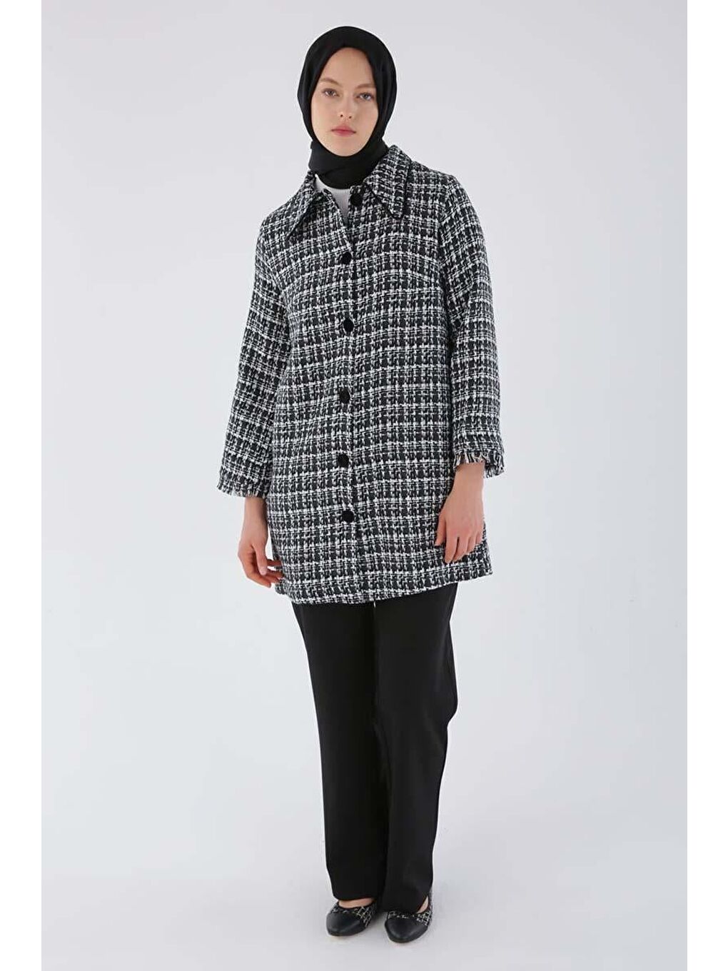 Siyah Kadife Düğmeli Gömlek Yaka Tüvit Ceket-1