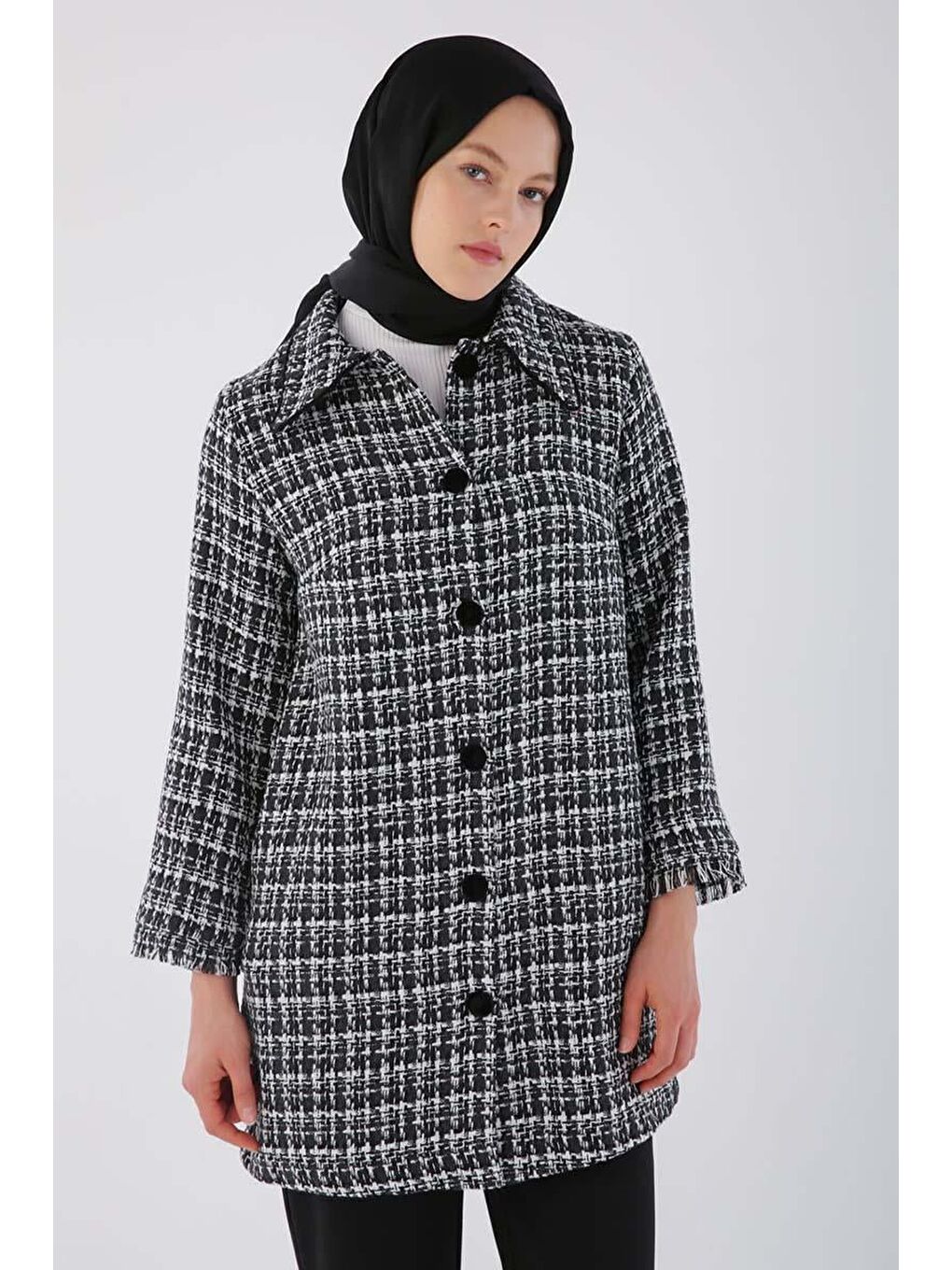 Siyah Kadife Düğmeli Gömlek Yaka Tüvit Ceket-4