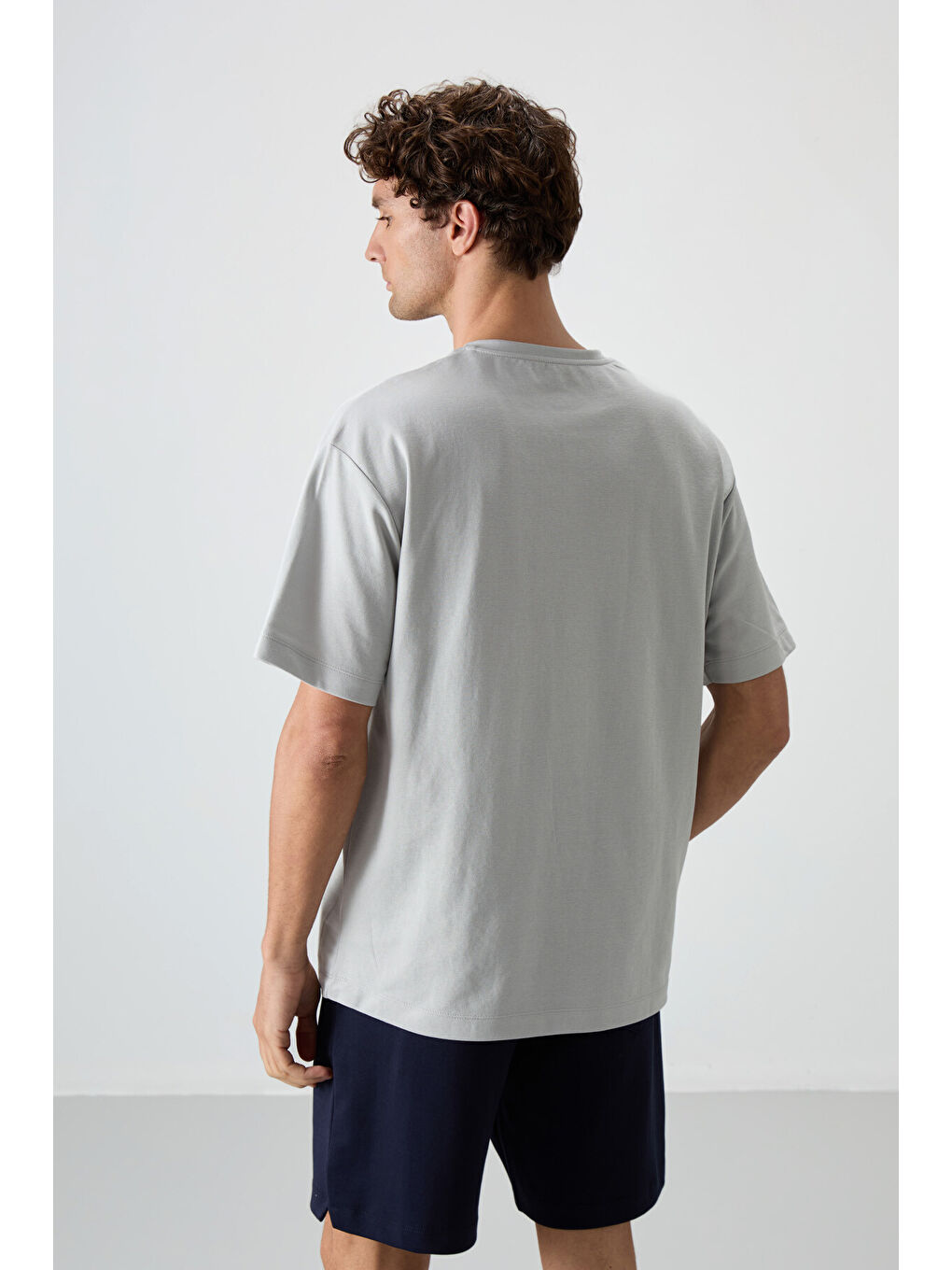 Bej Taş Pamuklu Kalın Yüzeyi Dokulu  Fit  Baskılı Erkek Tişört - 88371-4