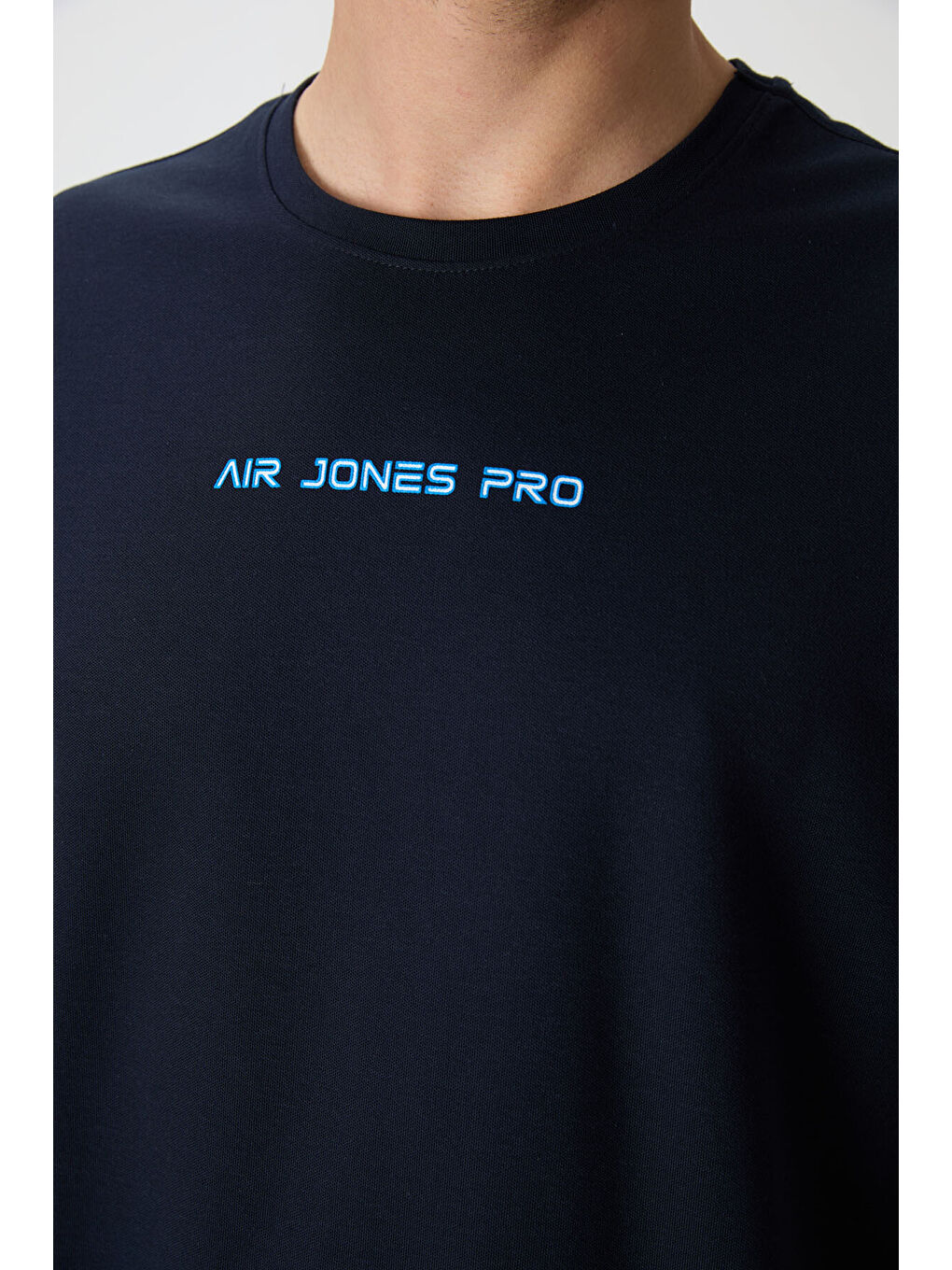 Lacivert Pamuklu Kalın Yüzeyi Dokulu  Fit  Baskılı Erkek Tişört - 88364-1