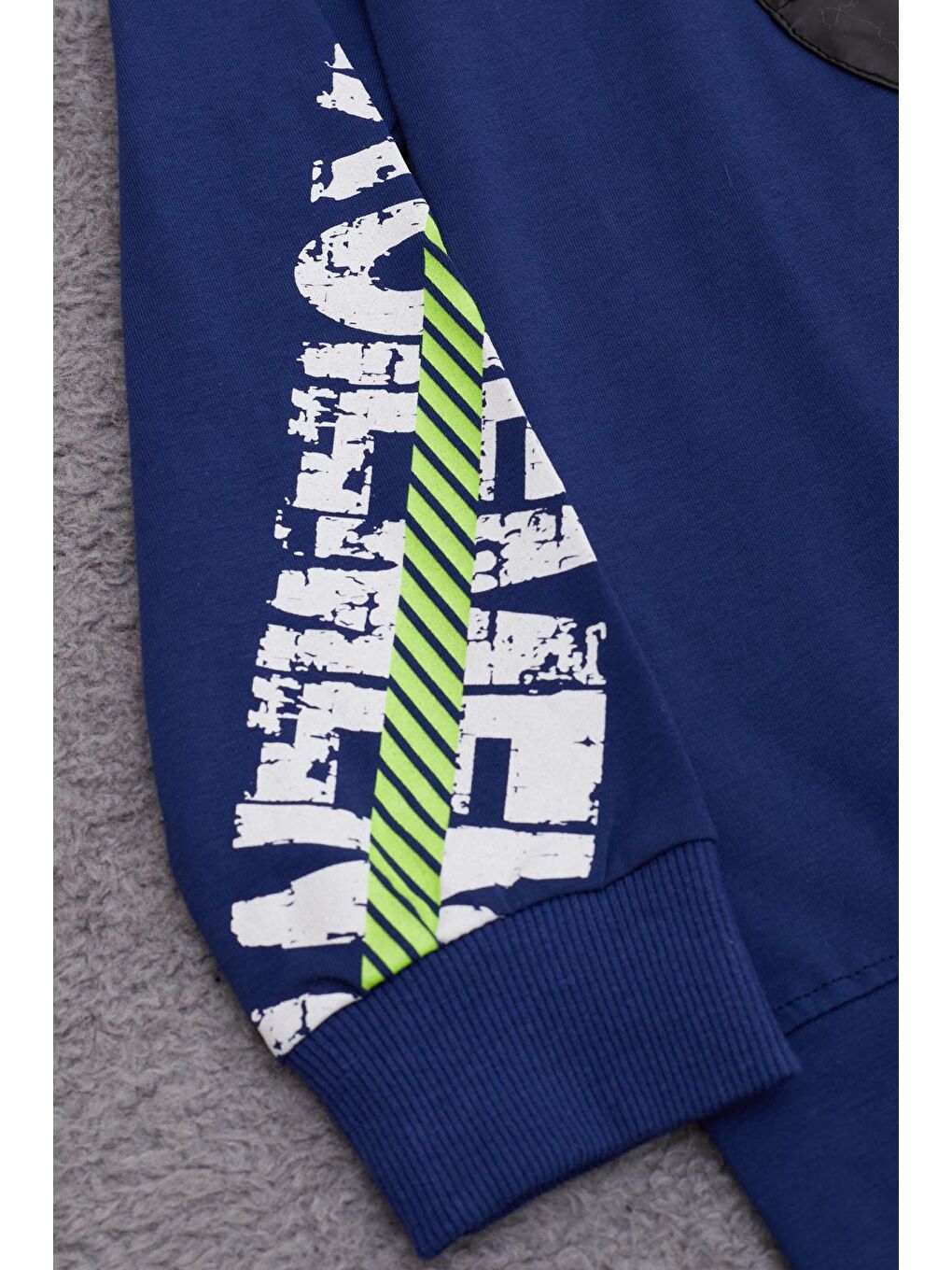 Lacivert Erkek Çocuk Kapüşonlu Cep Detaylı Sweatshirt 9-14 Yaş 14029-2