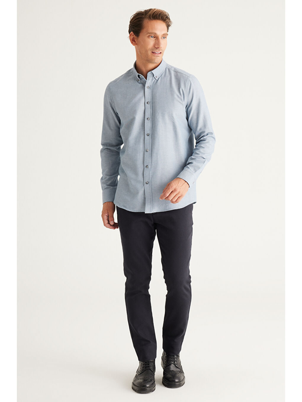 Erkek Gri Tailored Slim Fit Dar Kesim Düğmeli Yaka Oxford Gömlek-6