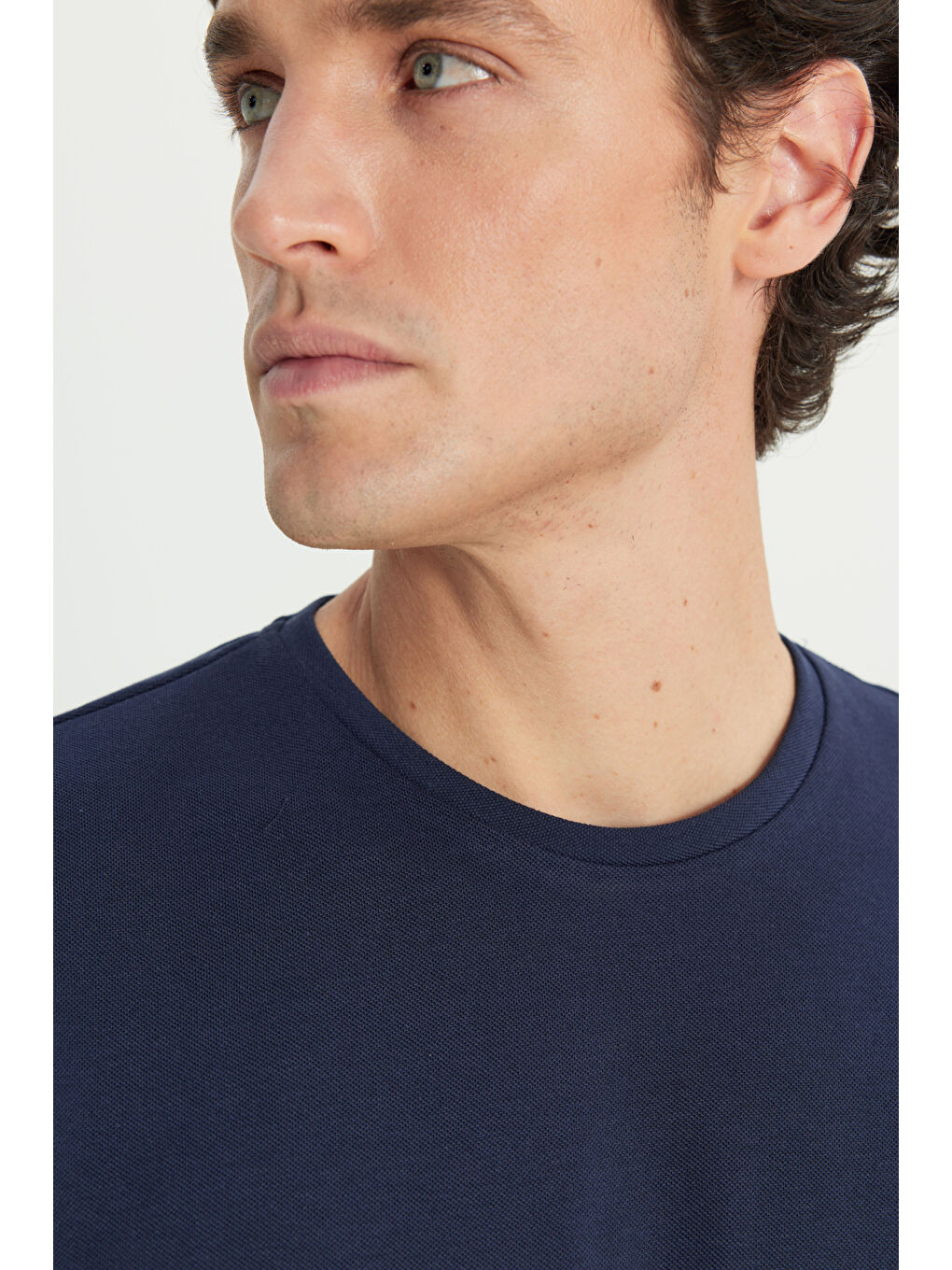 Erkek Lacivert Pamuklu Slim Fit Dar Kesim Bisiklet Yaka Tişört-4