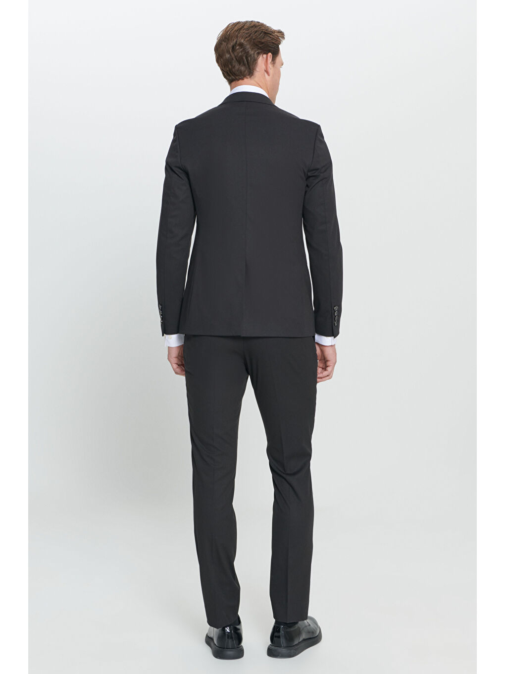 Erkek Siyah Ekstra Slim Fit Dar Kesim Kırlangıç Yaka Takım Elbise-8