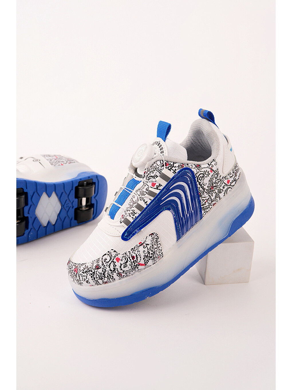 Mavi FLOW Çocuk Işıklı Patenli Tekerlekli Sneaker Spor Ayakkabı-4
