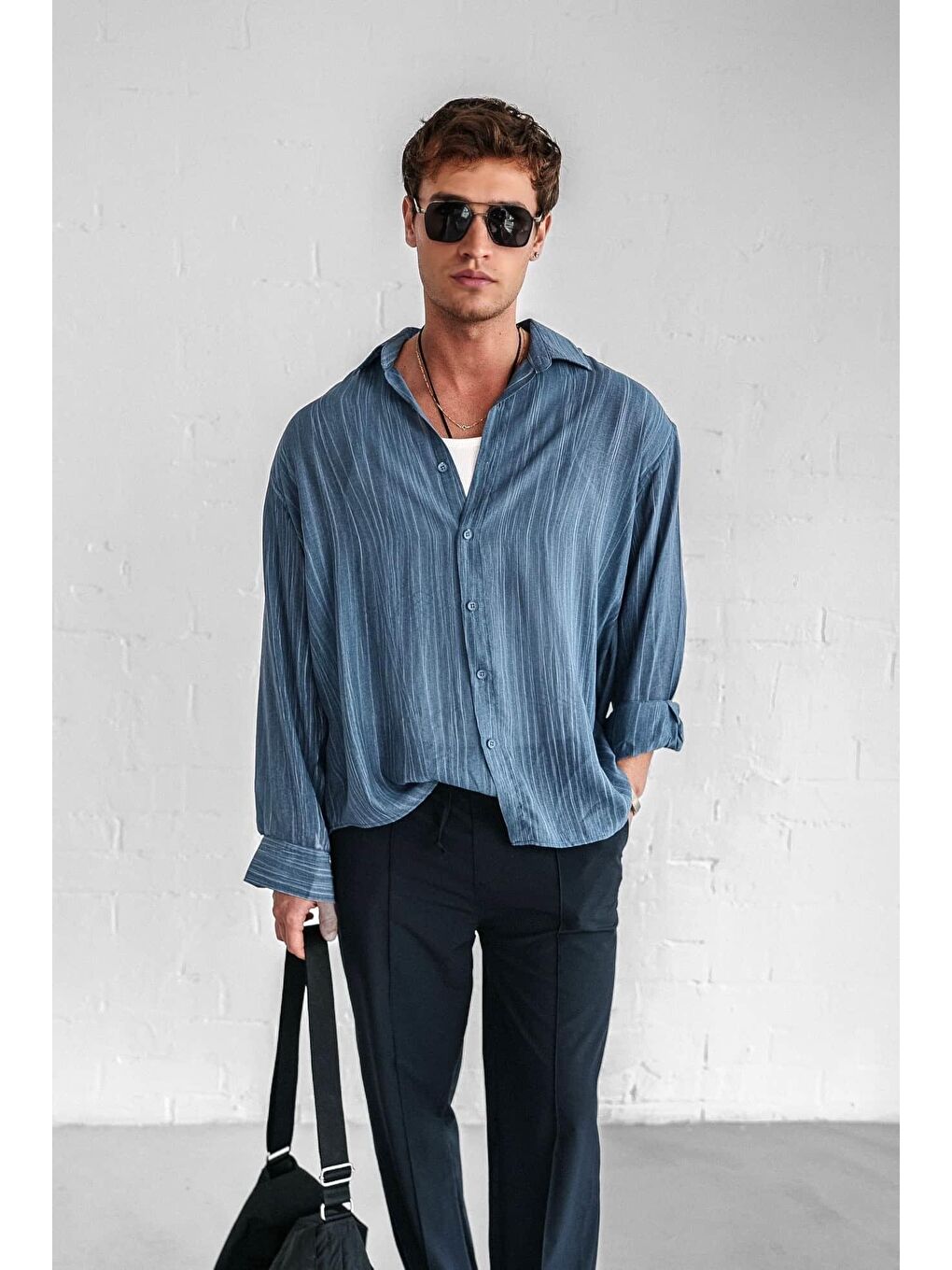 Erkek Dokulu Desenli Çizgili Oversize Gömlek Mavi-2