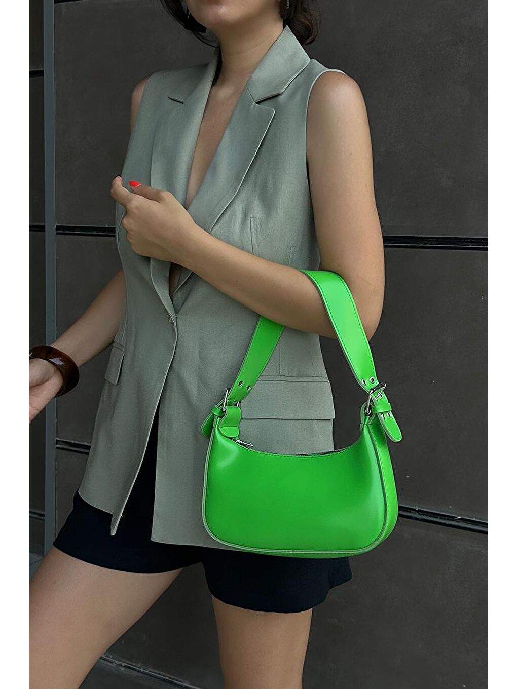 Muse Oval Baget Çanta Yeşil-4