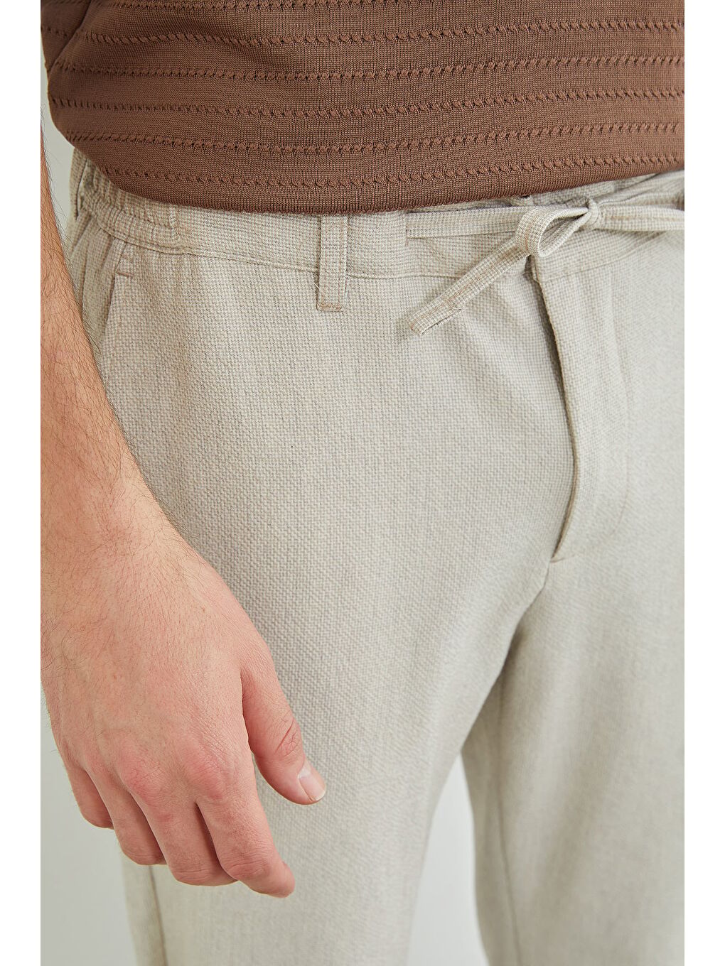 Bej Beli Bağlamalı Dokulu Pantolon-4