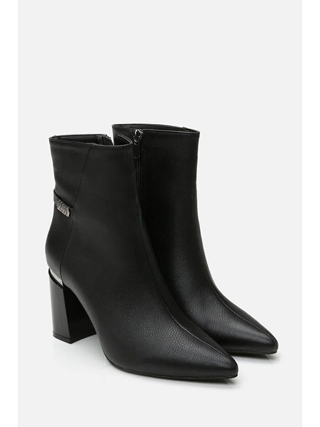 Kadın Siyah Fermuarlı Kalın Topuklu Bot-2