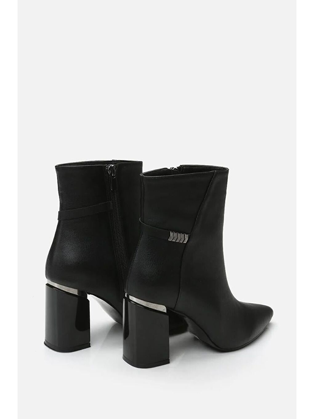 Kadın Siyah Fermuarlı Kalın Topuklu Bot-5