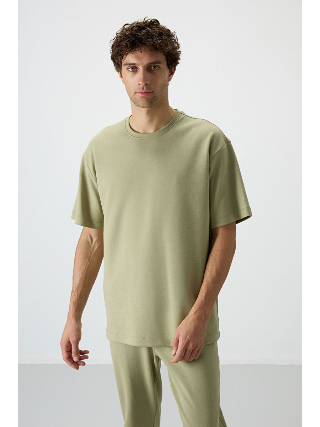 Yeşil Açık Çağla Pamuklu Kalın Yumuşak Dokulu  Fit Basic Erkek Eşofman Takım - 85251-4