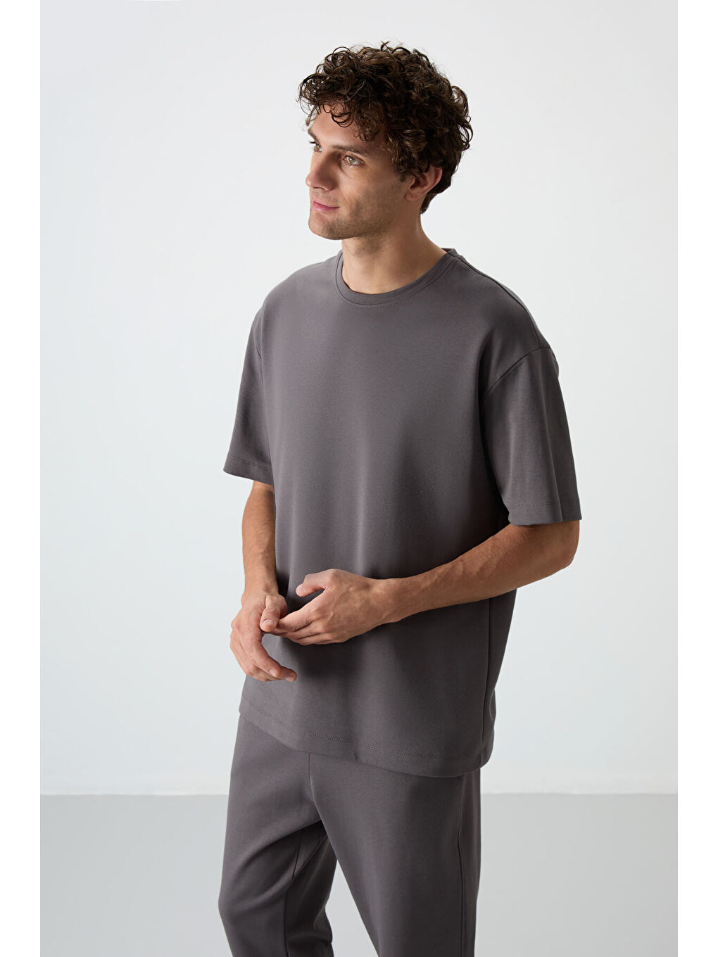 Koyu Gri Pamuklu Kalın Yumuşak Dokulu  Fit Basic Erkek Eşofman Takım - 85251-1
