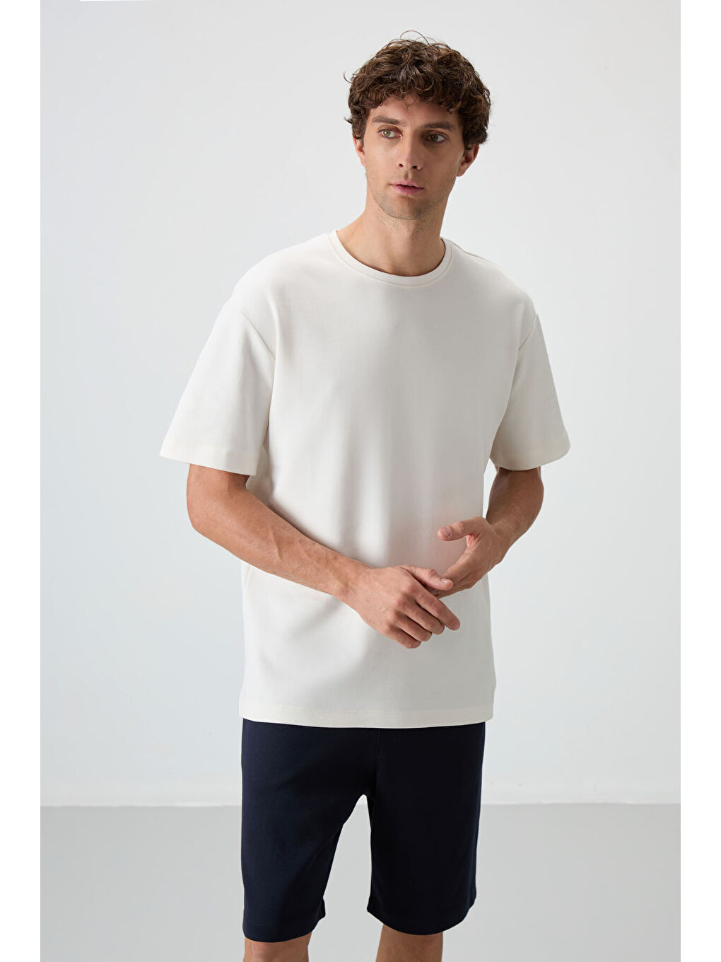 Ekru Eku - Lacivert Pamuklu Kalın Yumuşak Dokulu  Fit Basic Şortlu Takım - 85249-3