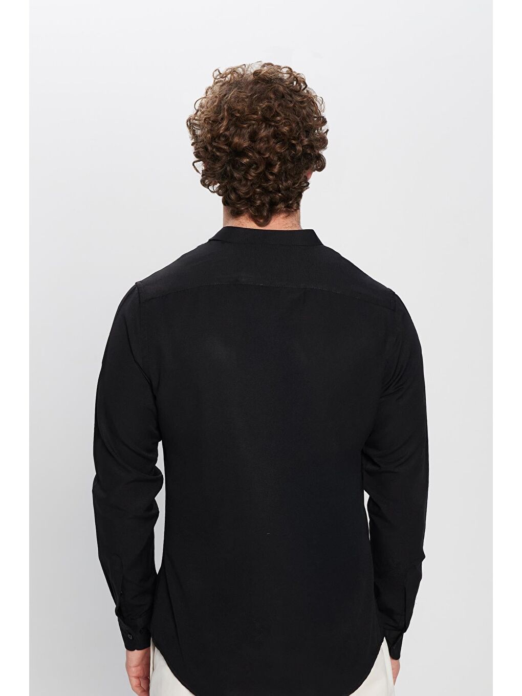 Erkek Slim Fit Dar Kesim Pamuklu Kolay Ütü Siyah Hakim Yaka Gömlek-4