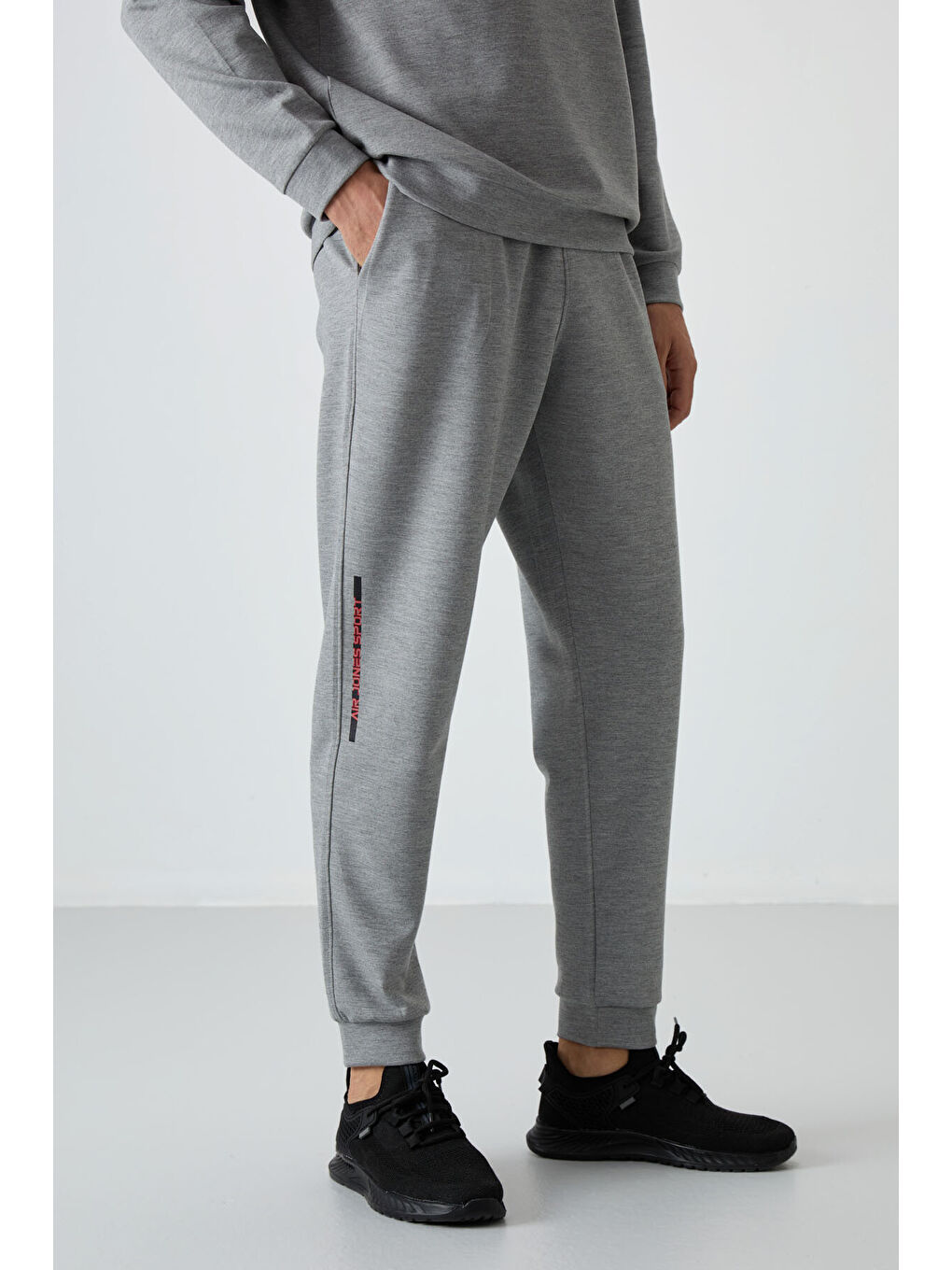 Gri Melanj Pamuklu Kalın Yumuşak Dokulu Comfort Fit Baskılı Erkek Eşofman Takım - 85239-3