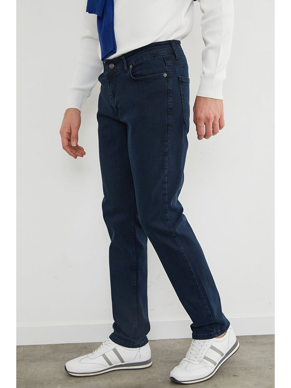 Lacivert Fermuarlı Straight Jean Pantolon-3