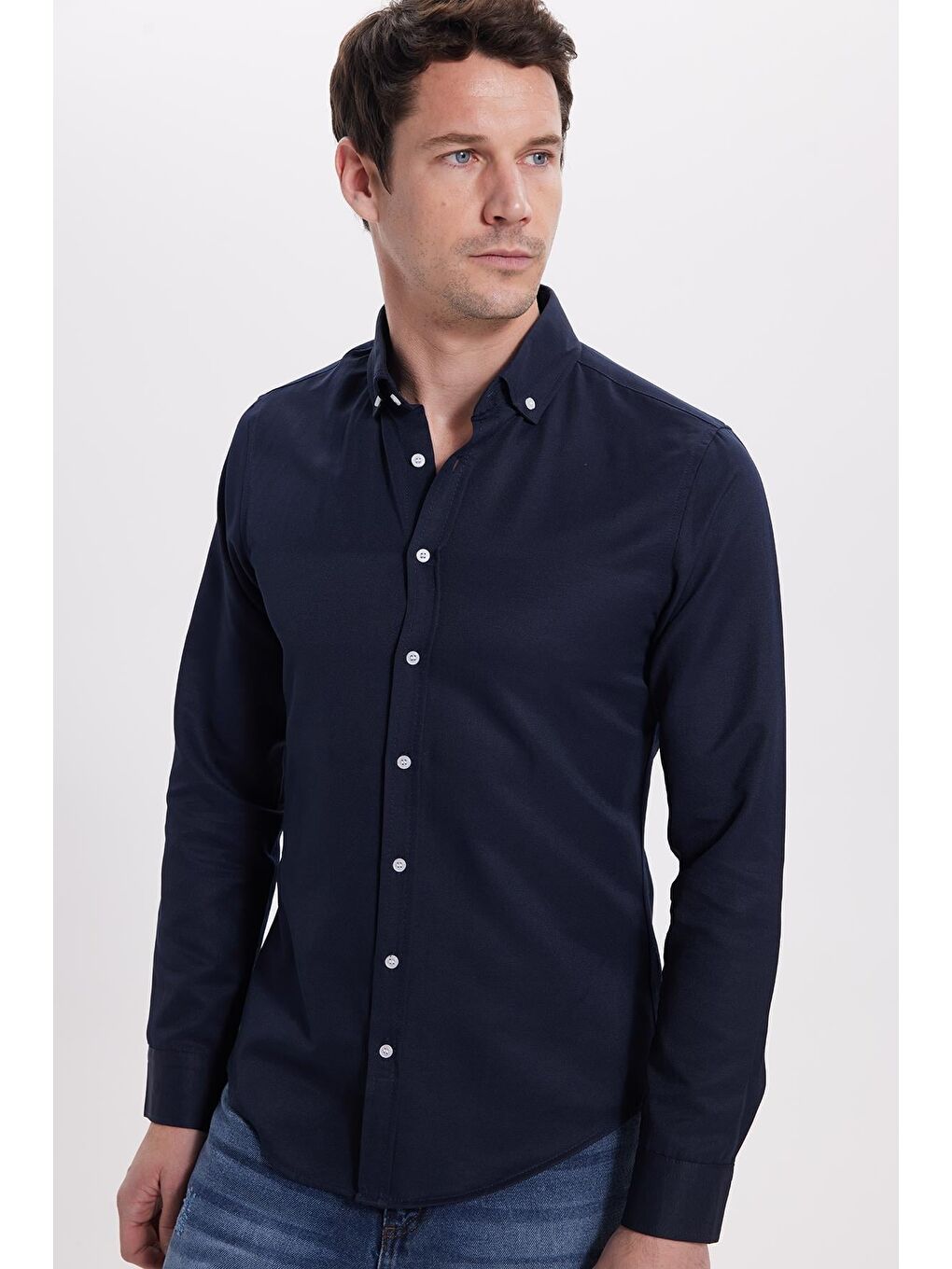 Lacivert Slim Fit Uzun Kollu Düğmeli Yaka Pamuklu Kolay Ütü Düz Erkek Gömlek-6