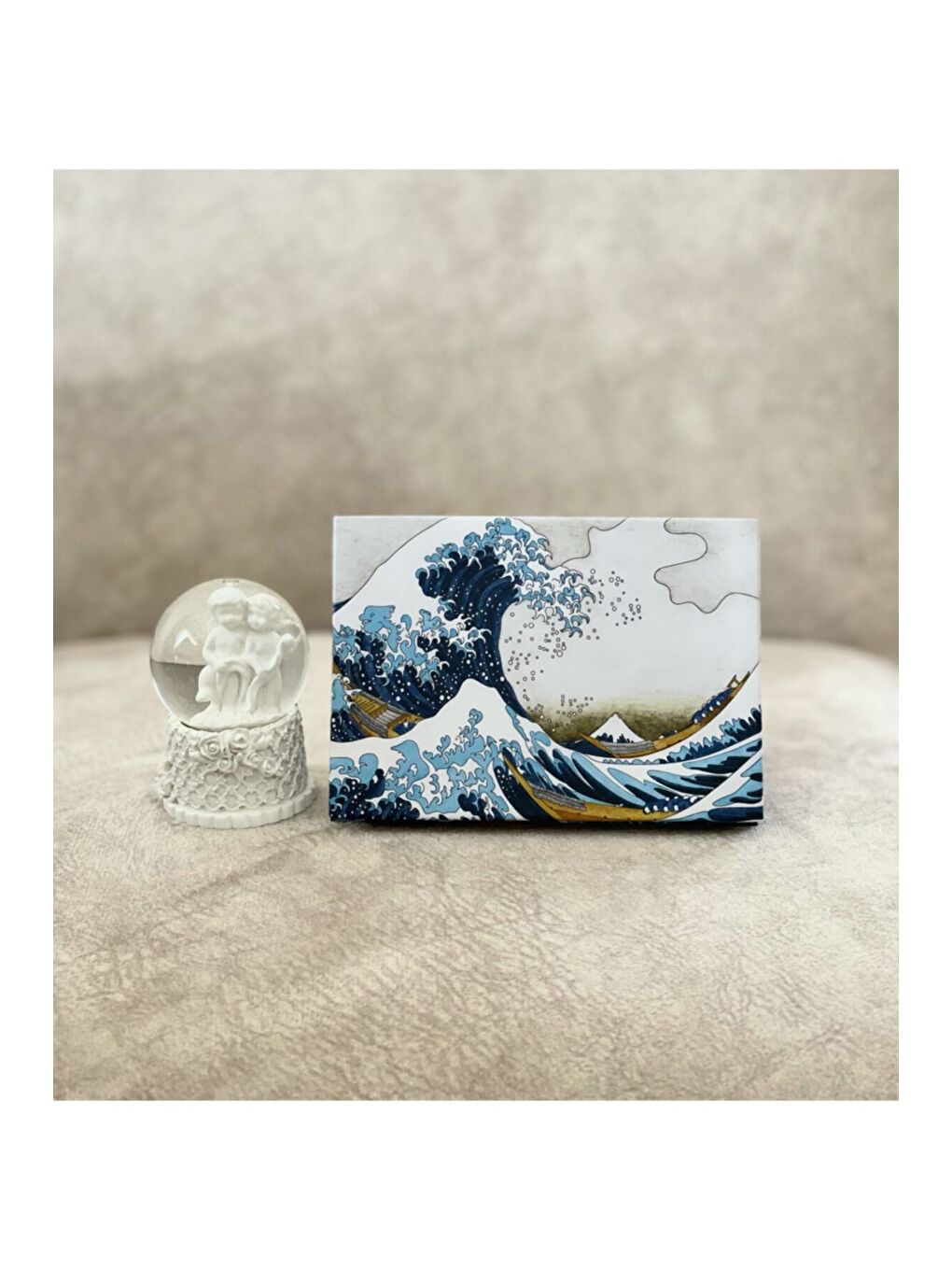 Karışık Dalga Tasarımlı Mini Albüm ve Mini Melek Kar Küresi Set