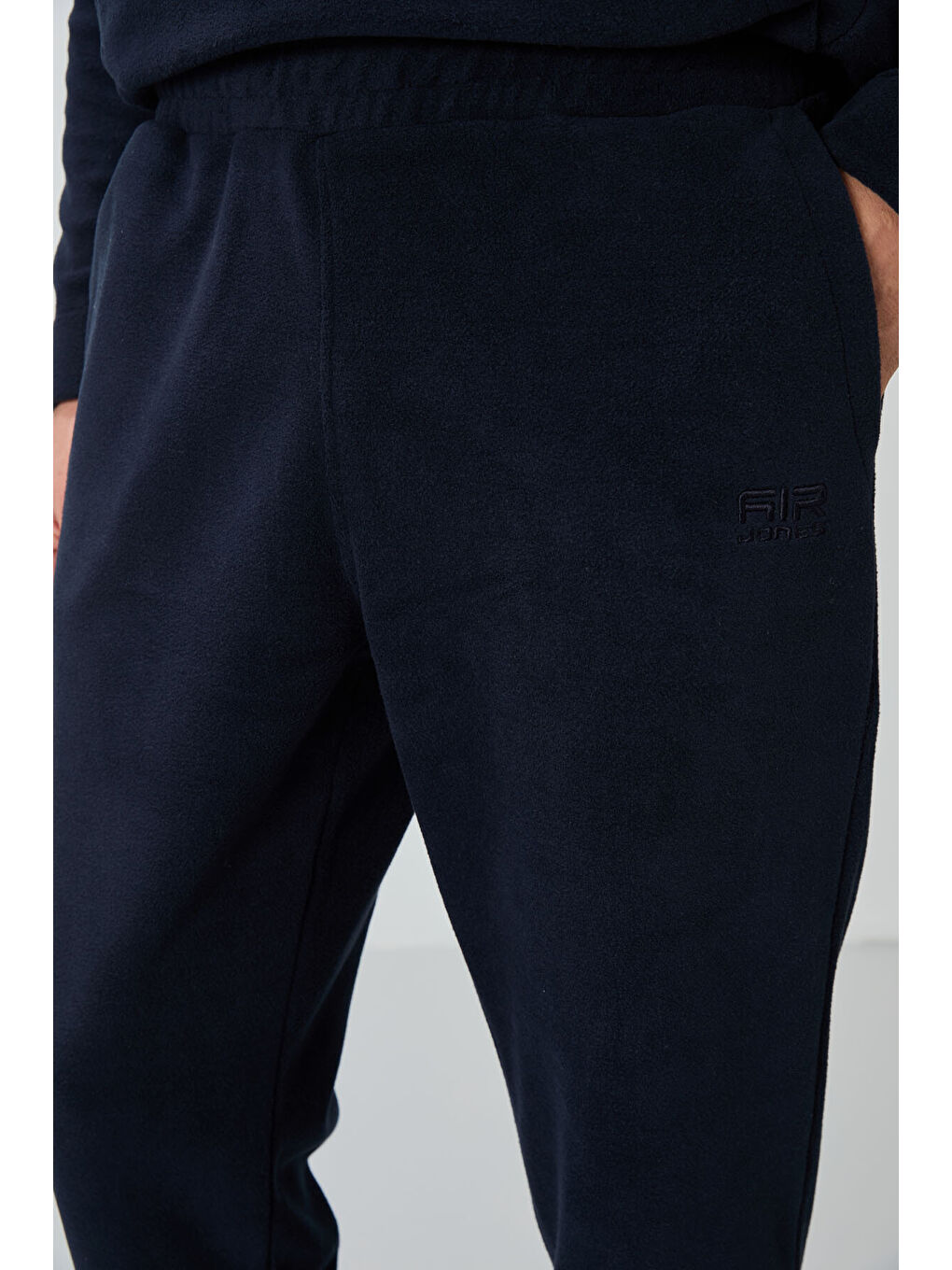 Lacivert Yarım Fermuarlı Dik Yaka Kanguru Cep Detaylı Polar Erkek Eşofman Takım - 85226-4