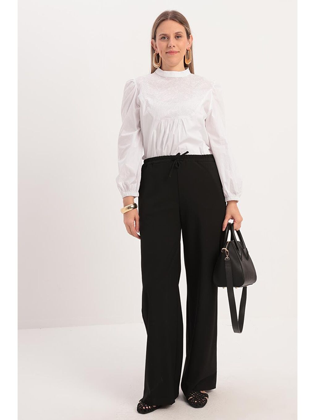 Siyah-Beli Lastikli Kordonlu Pantolon-1