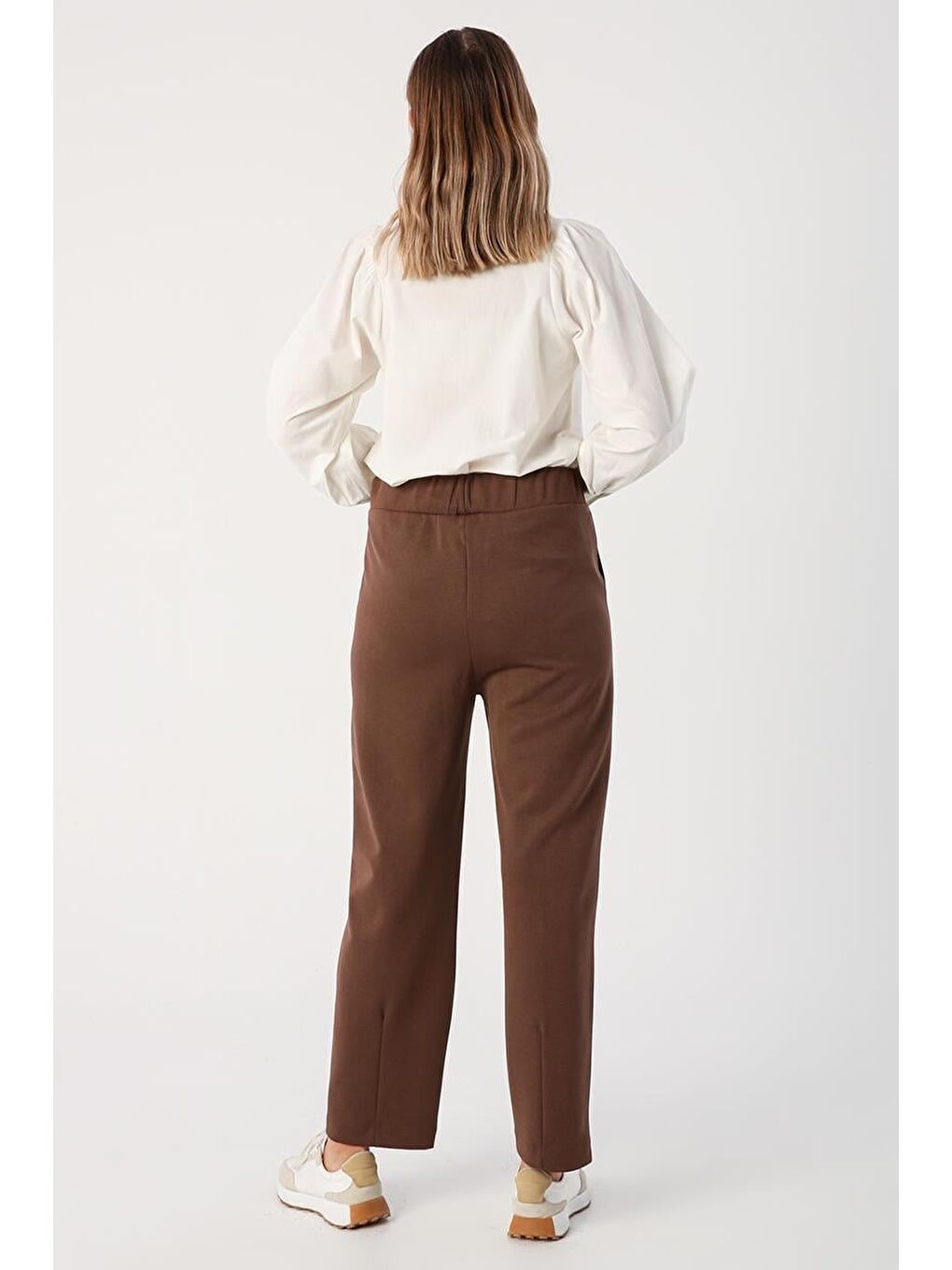 Kahverengi Kahve-Paçası Pensli Elastanlı Rahat Kalıp Pantolon-3