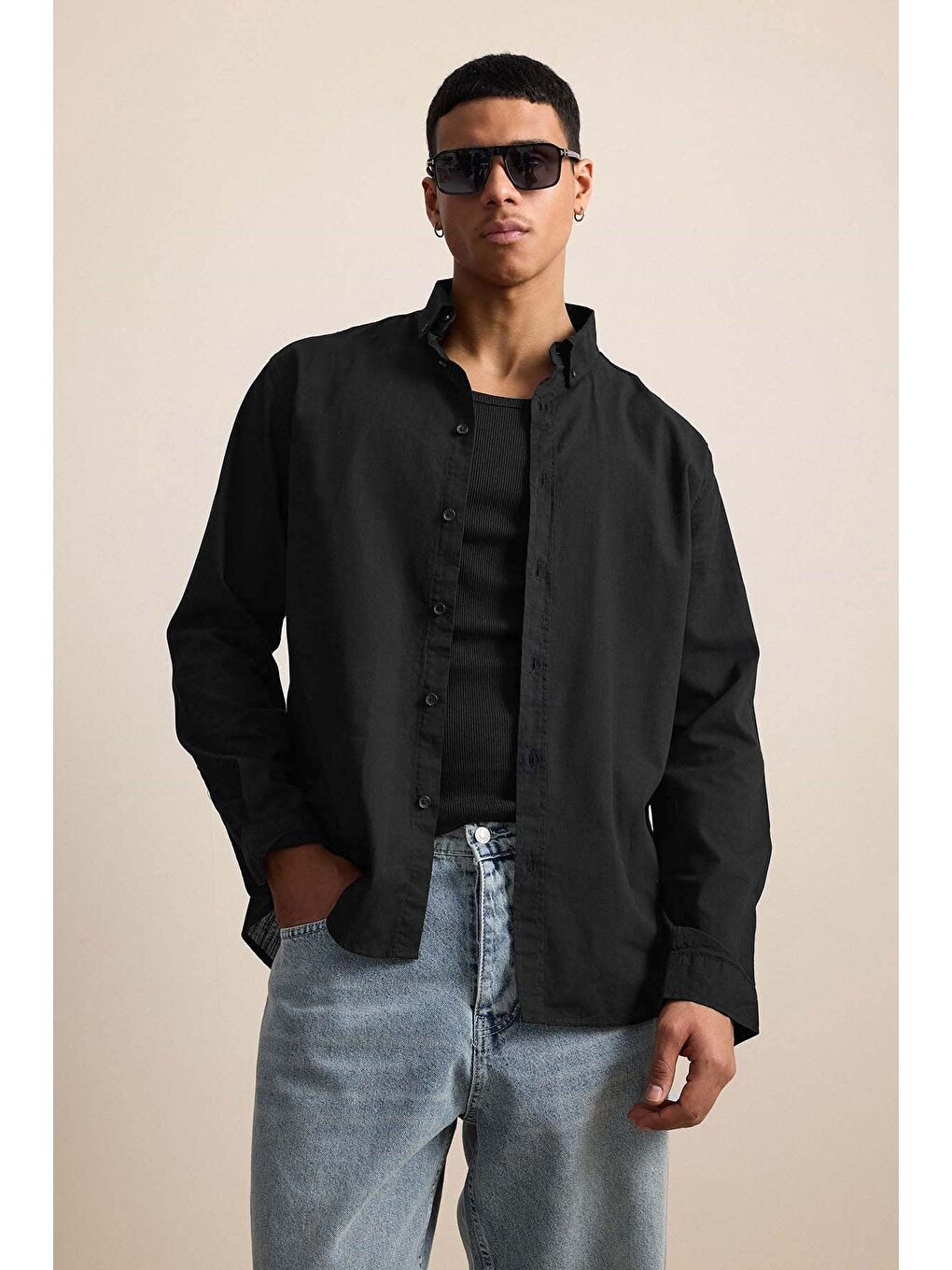 Erkek Relax Fit Rahat Kesim İnce Gömlek Siyah-2