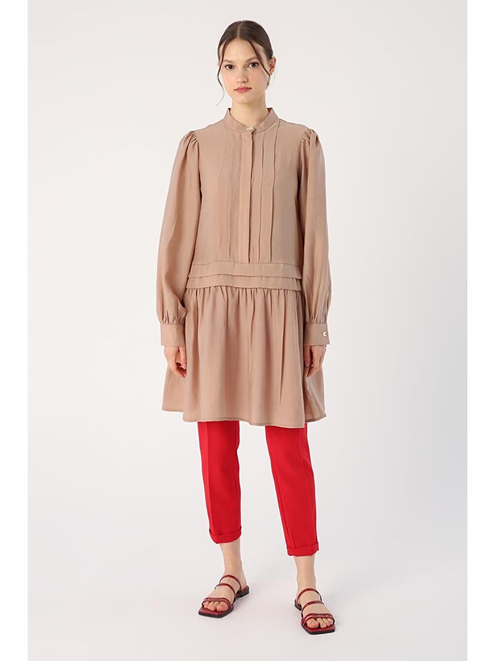 Koyu Bej Pile Detaylı Gömlek Tunik-1