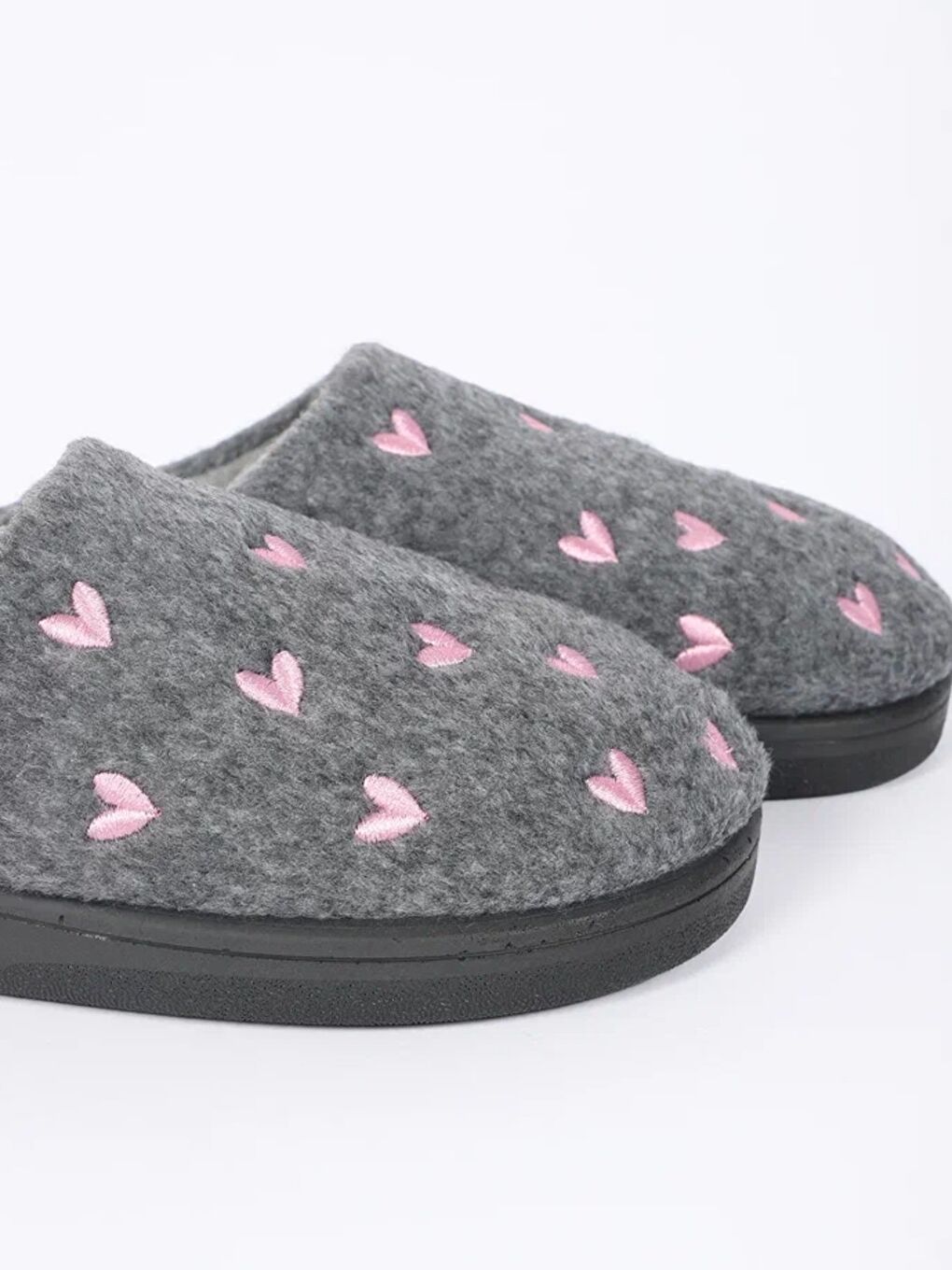 Gri Kadın Kalp Desenli Ev İçi Ayakkabı - Herz-1