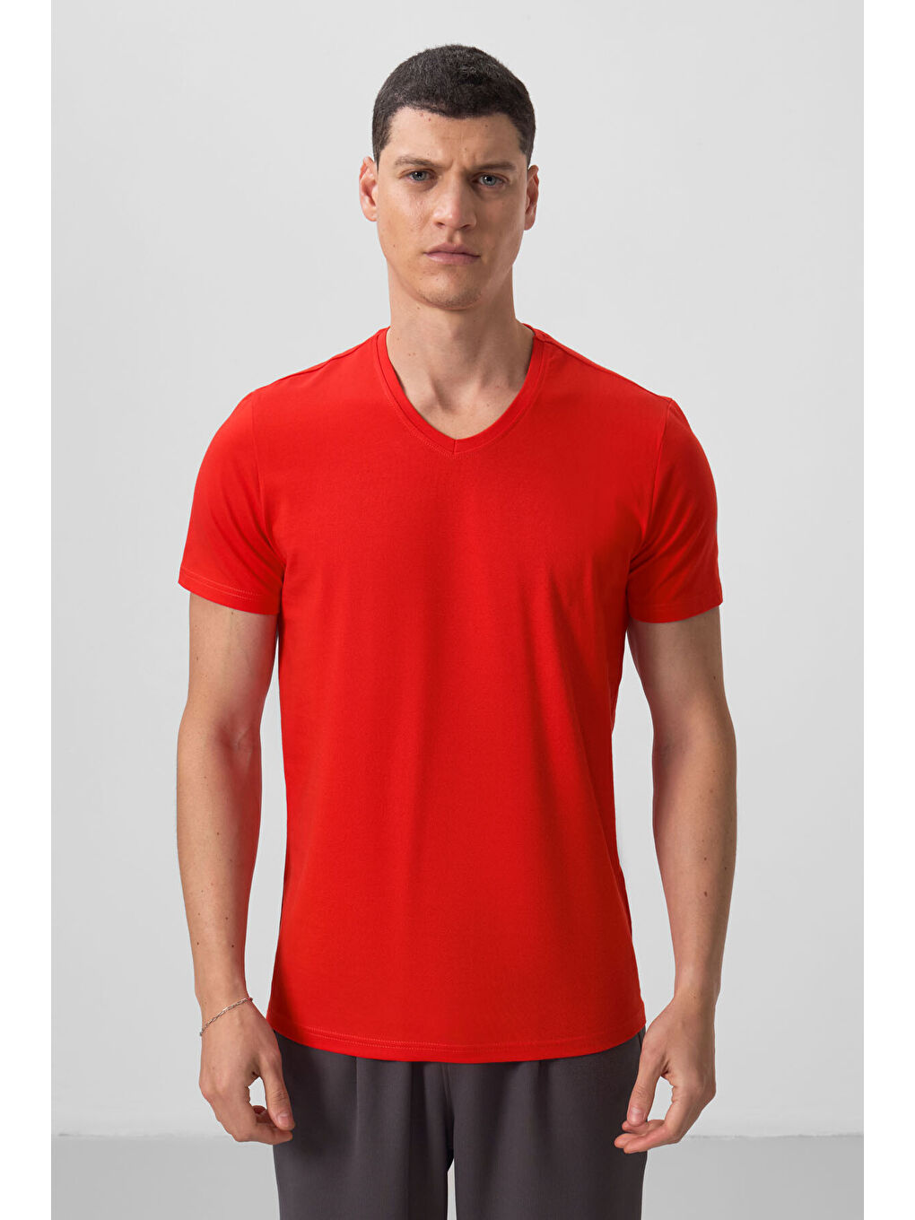 Kırmızı Fiesta Basic Kısa Kol Standart Kalıp V Yaka Erkek Tişört - 87912-1