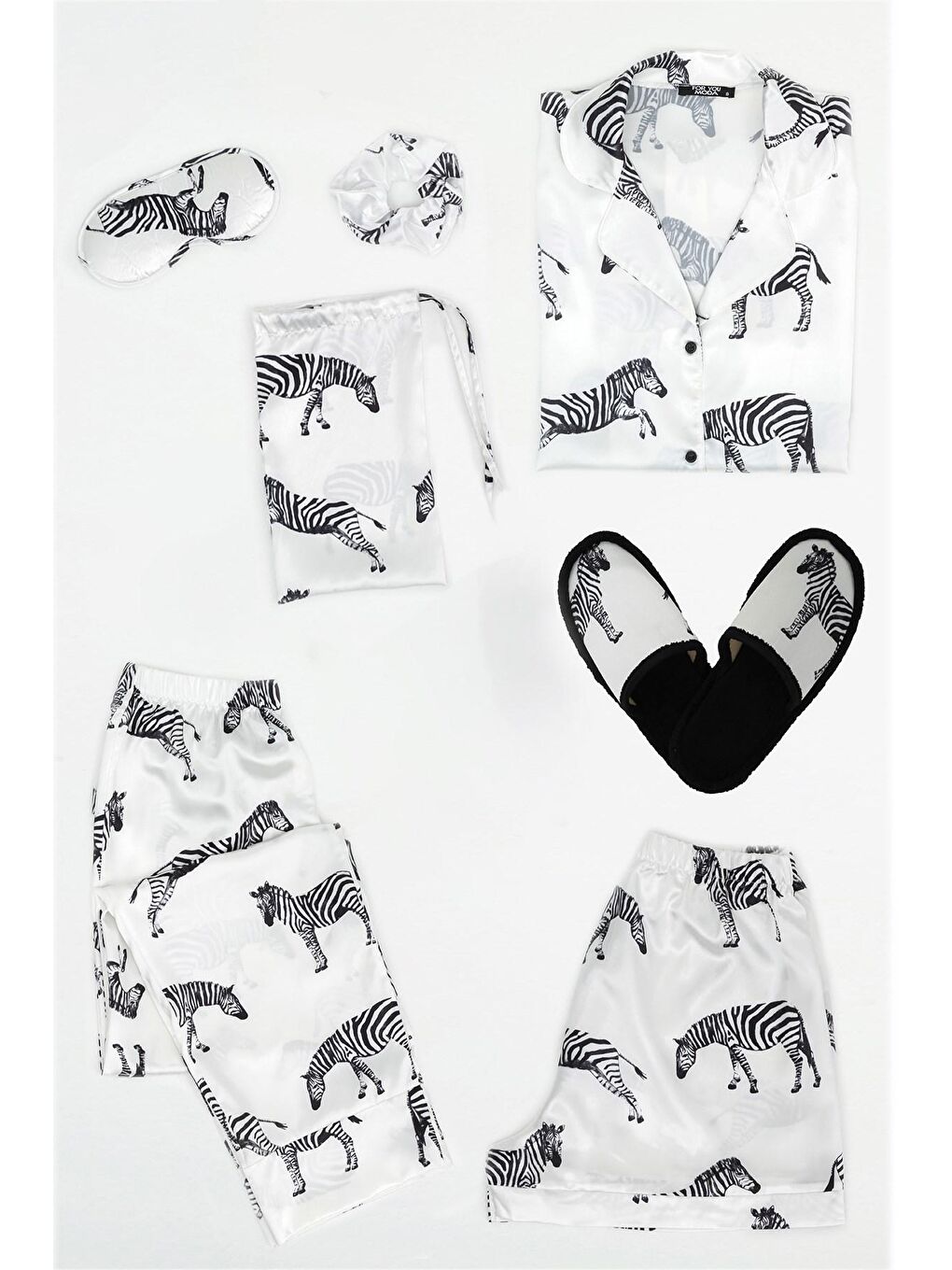 For You Moda Beyaz 7 li Zebra Desenli Beyaz Saten Pijama Takımı