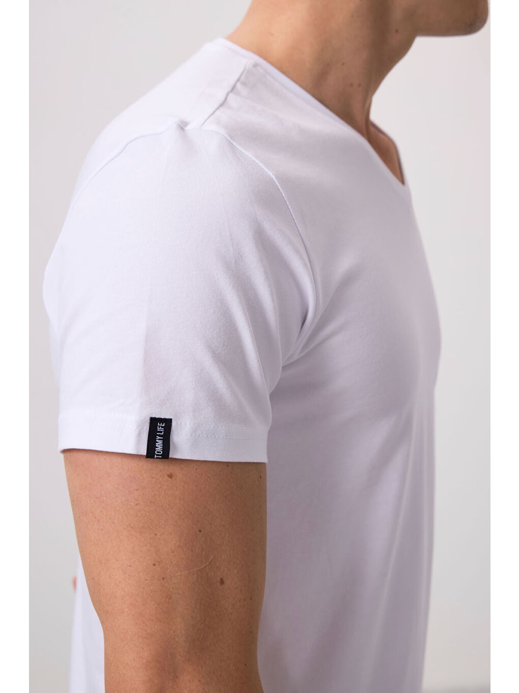 Beyaz Basic Kısa Kol Standart Kalıp V Yaka Erkek Tişört - 87912-3